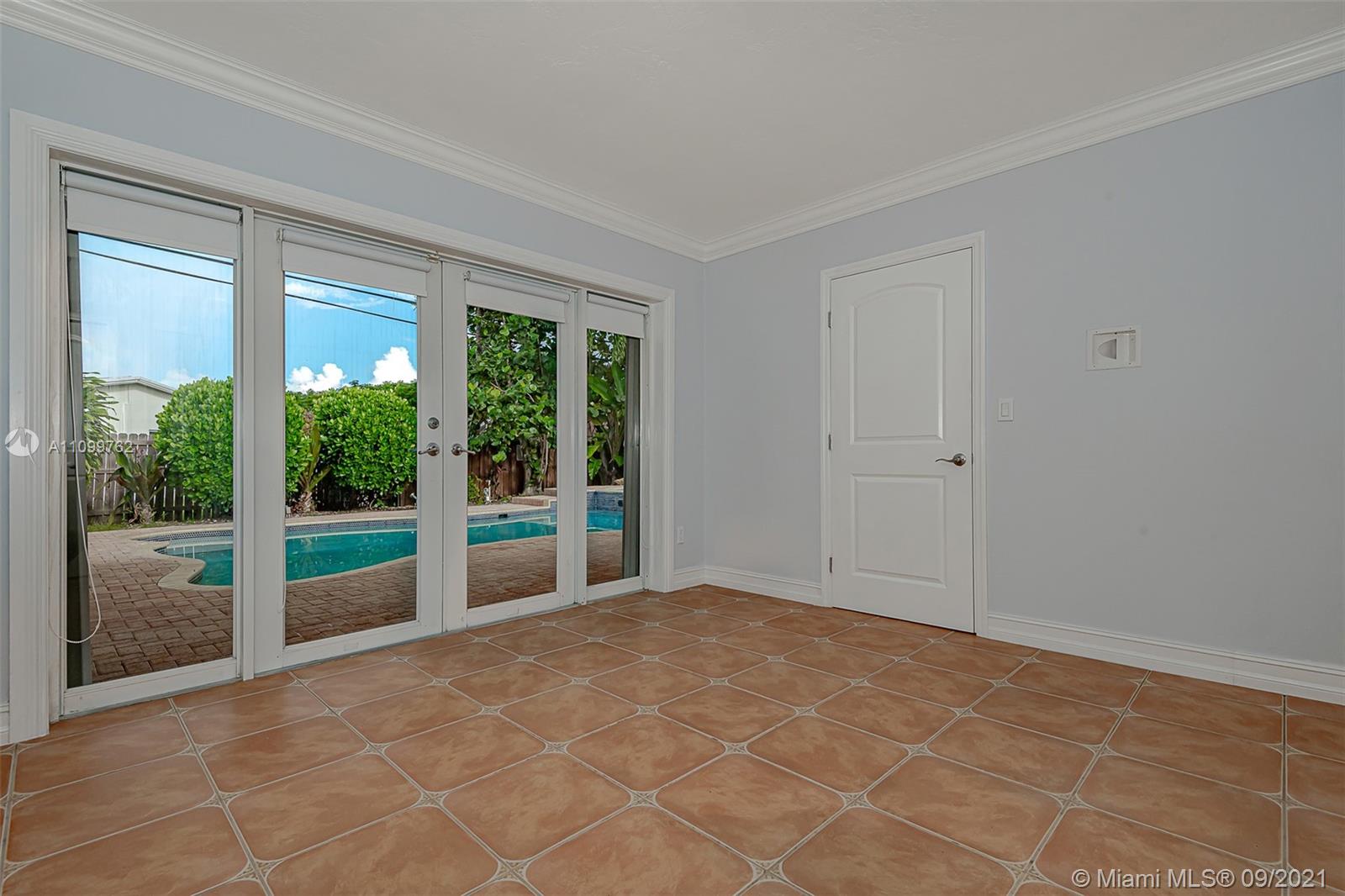 DARLINGTON MANOR - Residential