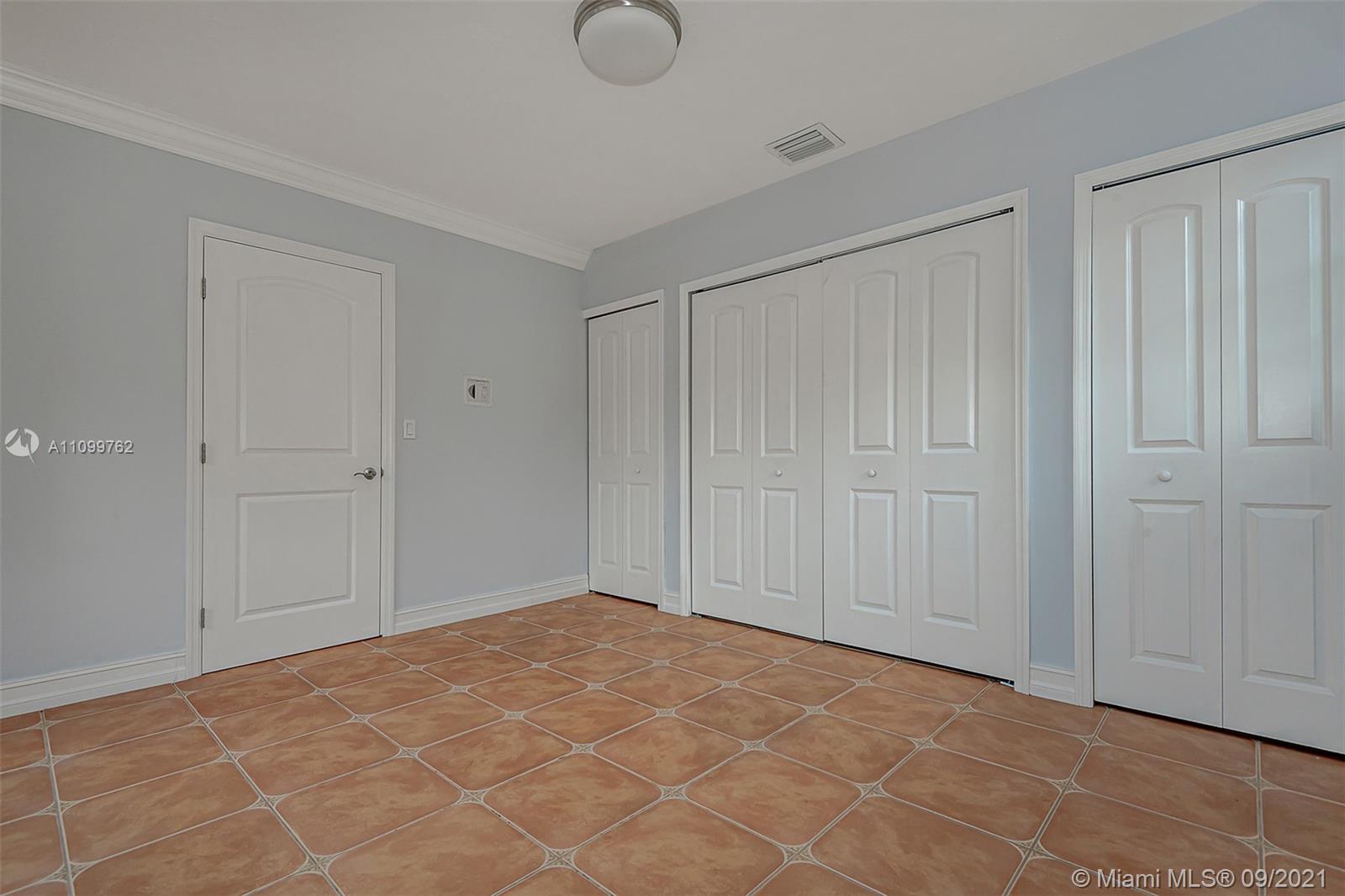 DARLINGTON MANOR - Residential