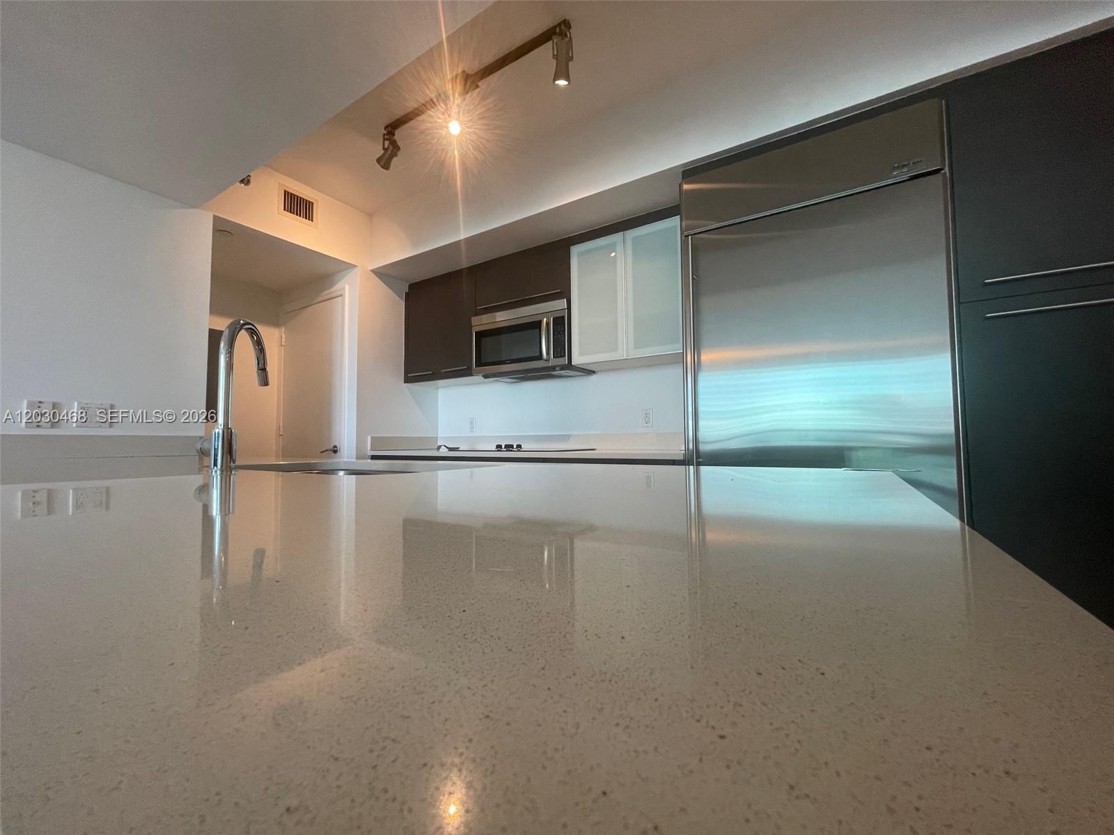 500 BRICKELL EAST CONDO - Residential