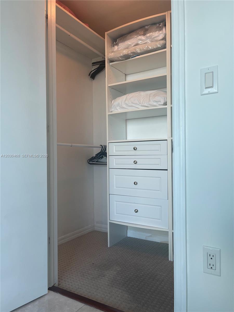 500 BRICKELL EAST CONDO - Residential