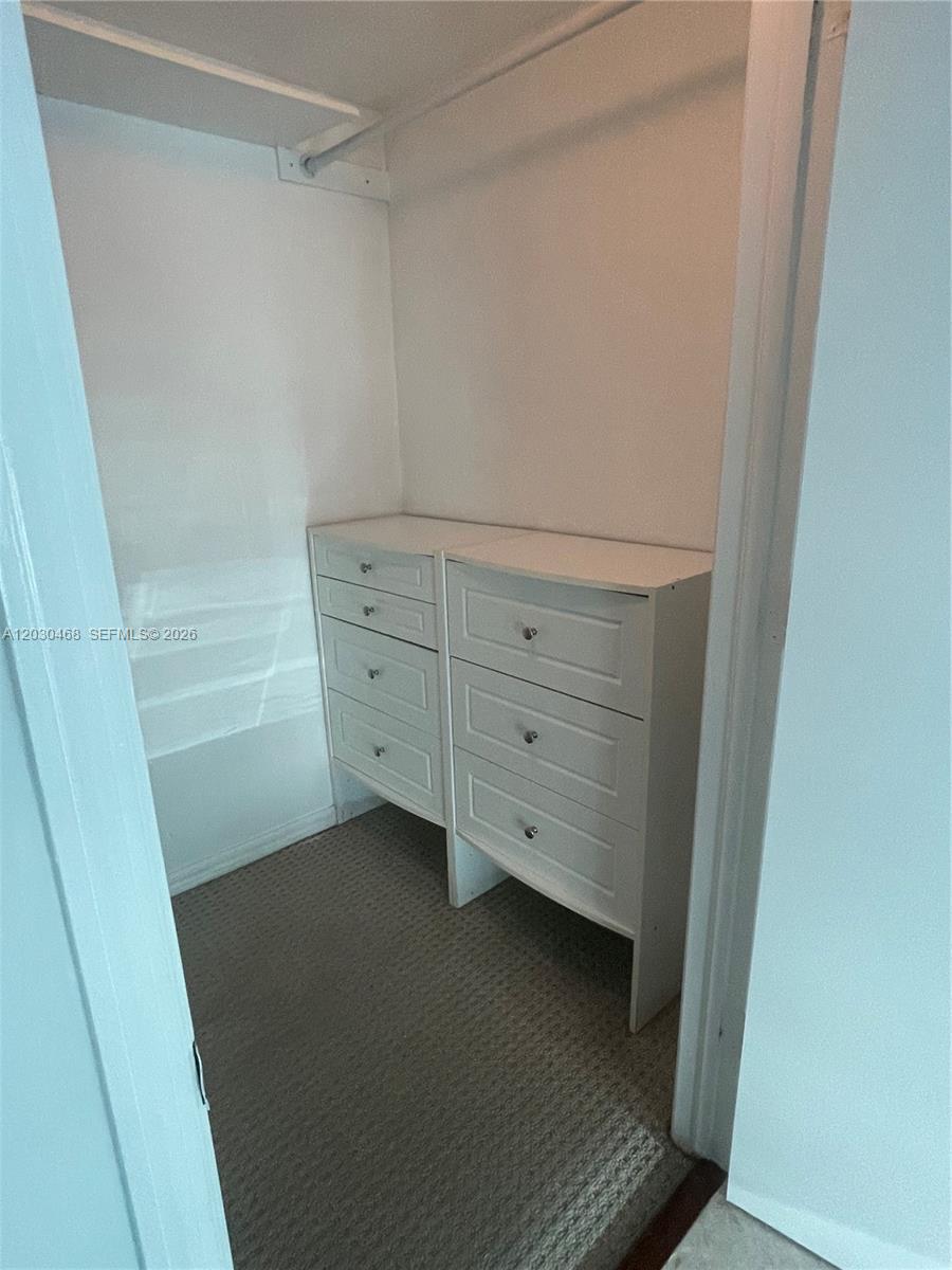 500 BRICKELL EAST CONDO - Residential