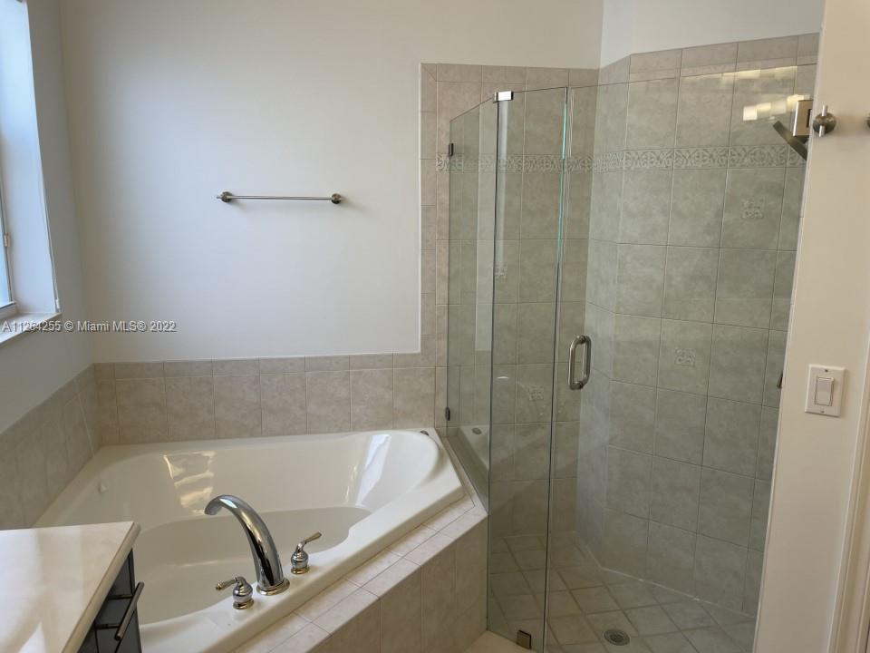 HERON BAY EAST - Residential Lease