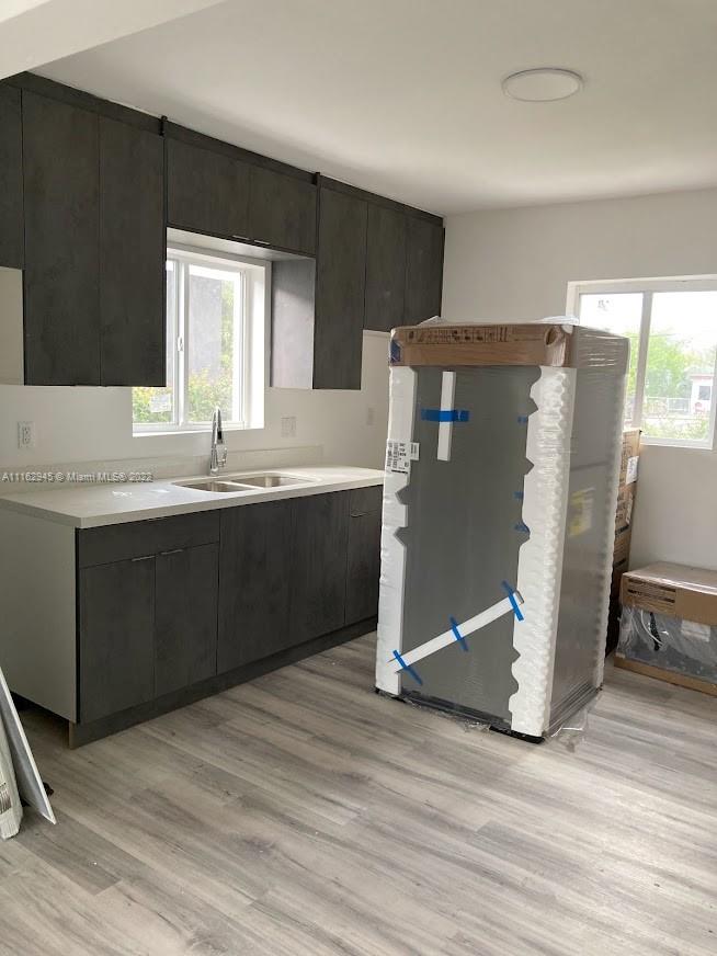E LIBERTY CITY SEC A - Residential Lease