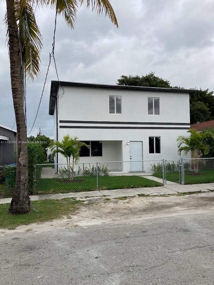 E LIBERTY CITY SEC A - Residential Lease