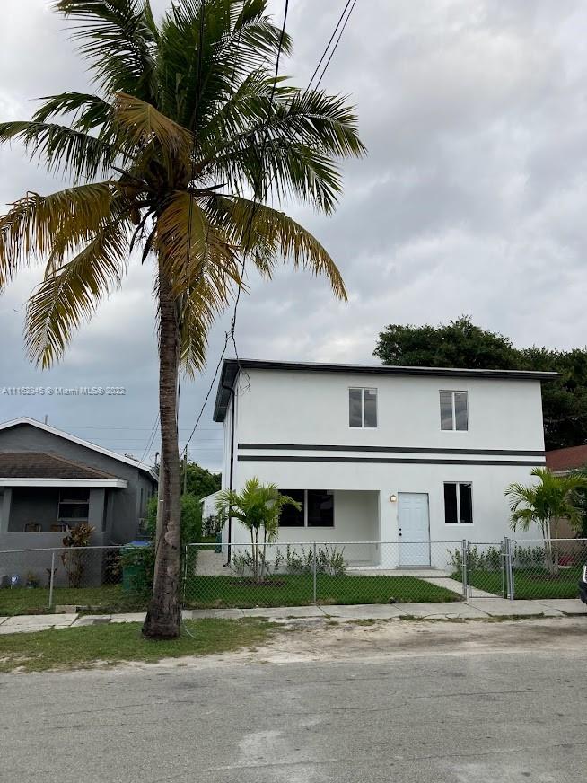 E LIBERTY CITY SEC A - Residential Lease