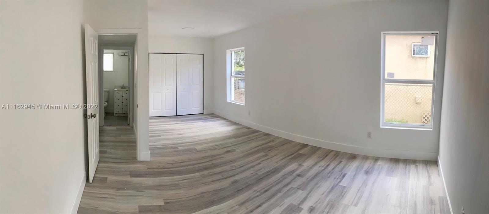 E LIBERTY CITY SEC A - Residential Lease