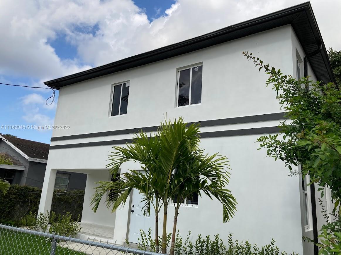 E LIBERTY CITY SEC A - Residential Lease