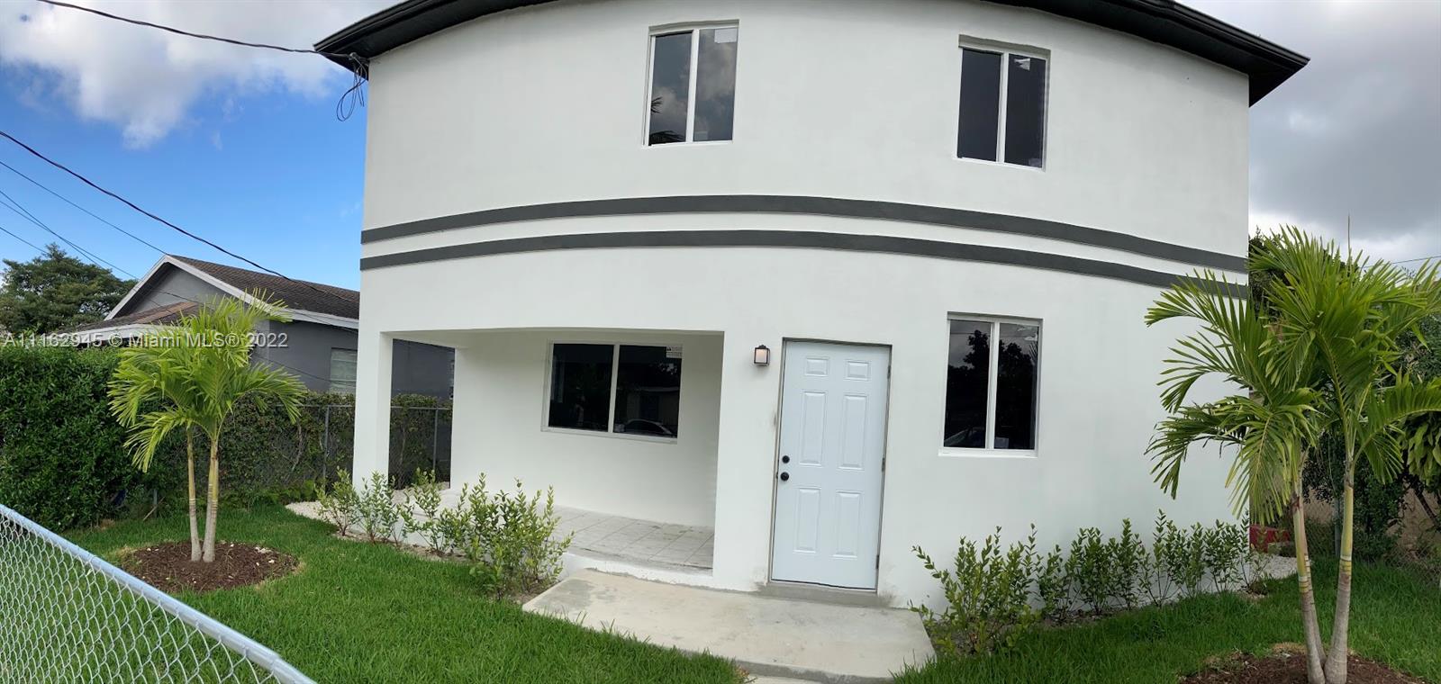 E LIBERTY CITY SEC A - Residential Lease