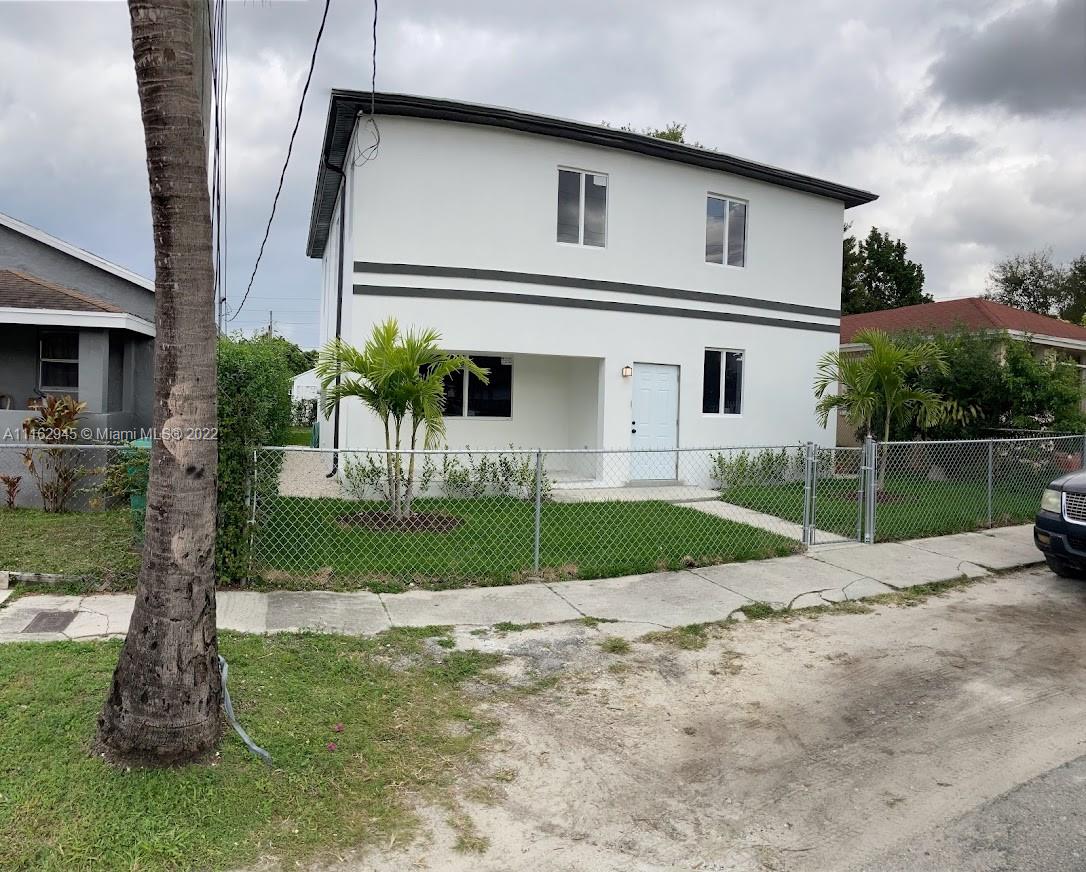 E LIBERTY CITY SEC A - Residential Lease