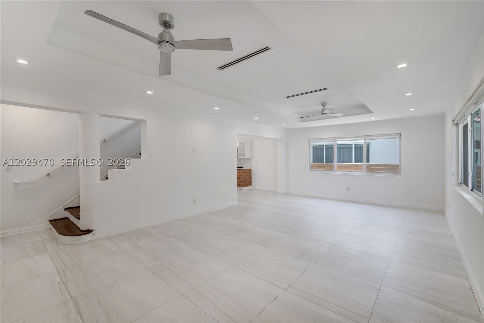 LAKE VIEW SUB - Residential Lease