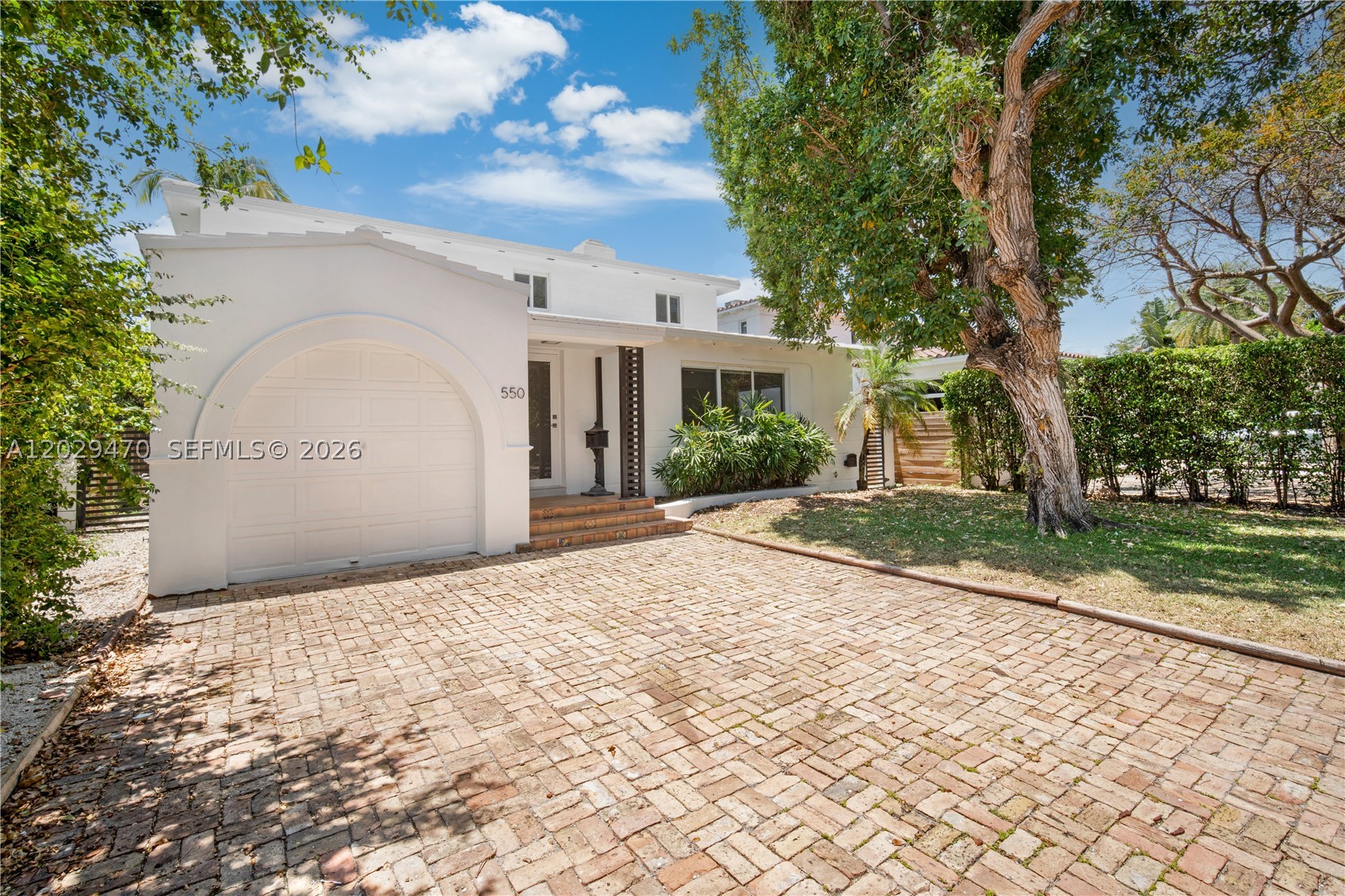 LAKE VIEW SUB - Residential Lease