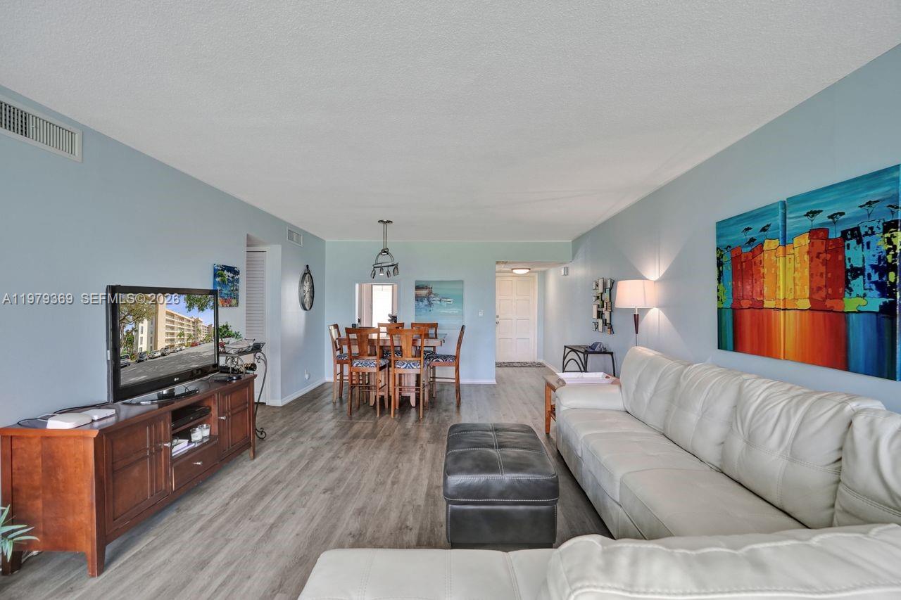 NO 14 PALM-AIRE COUNTRY C - Residential
