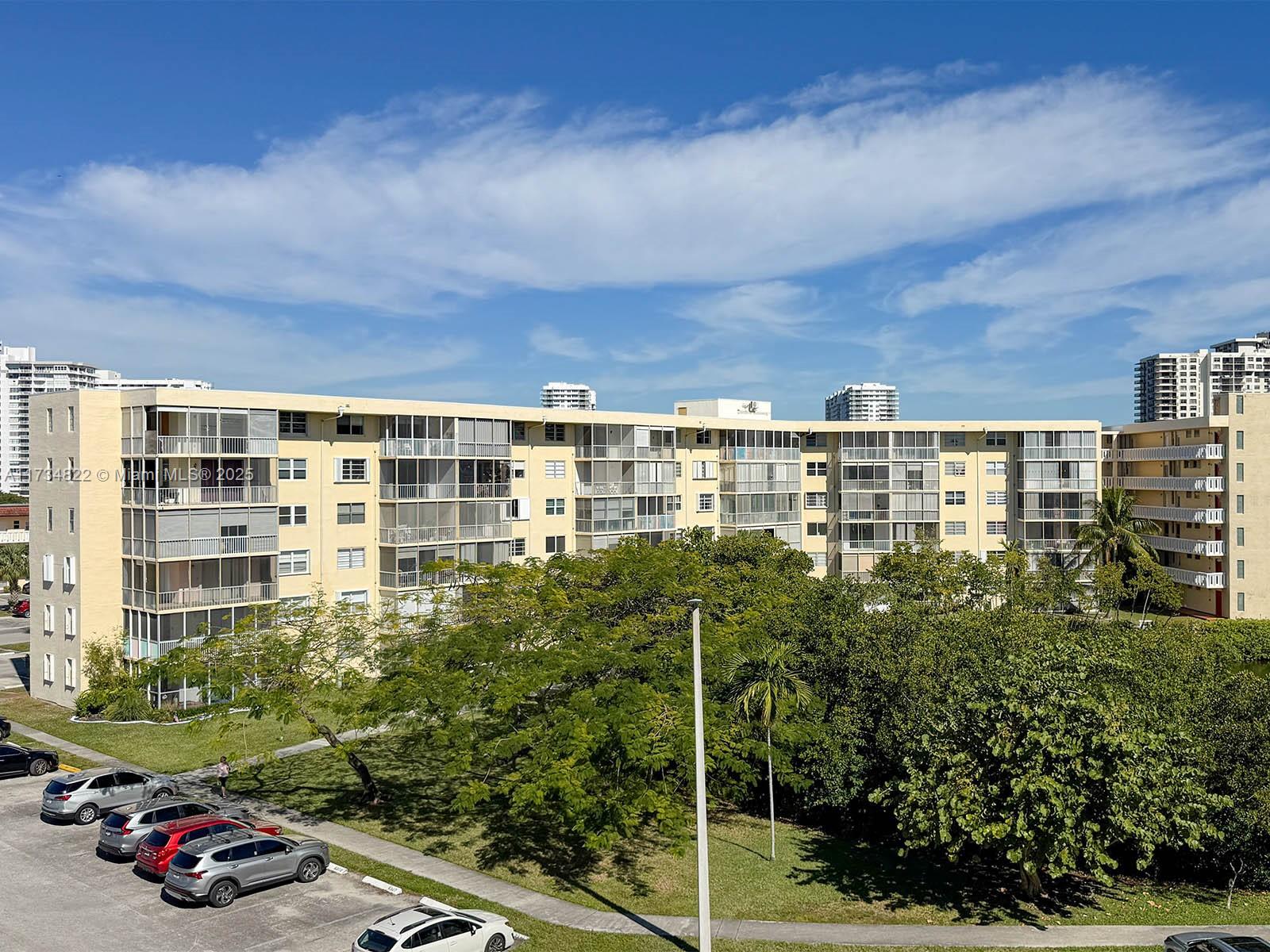 POINT EAST ONE CONDO-BLDG - Residential