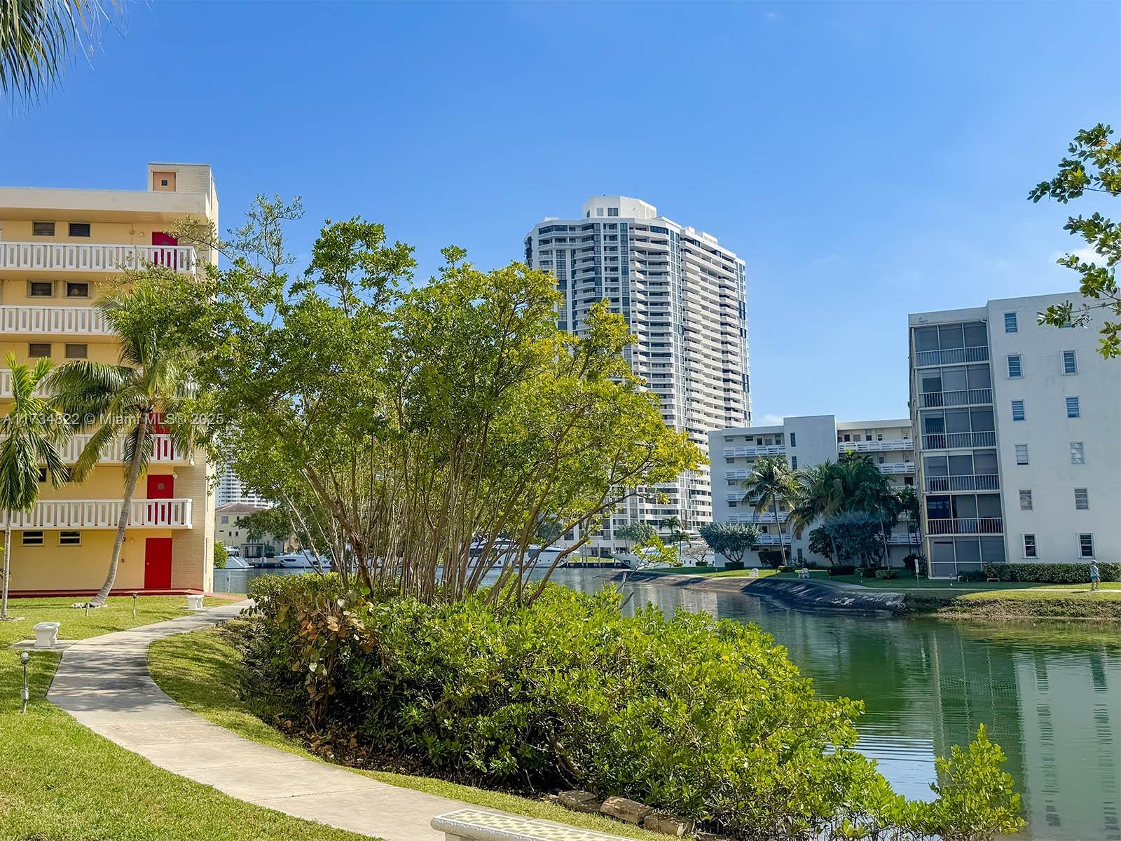 POINT EAST ONE CONDO-BLDG - Residential