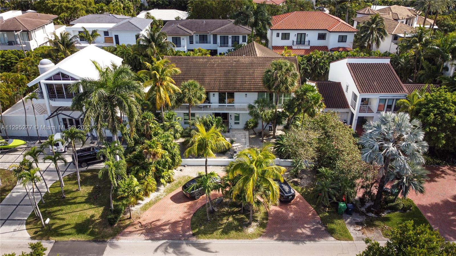 TROPICAL ISLE HOMES SUB 4 - Residential