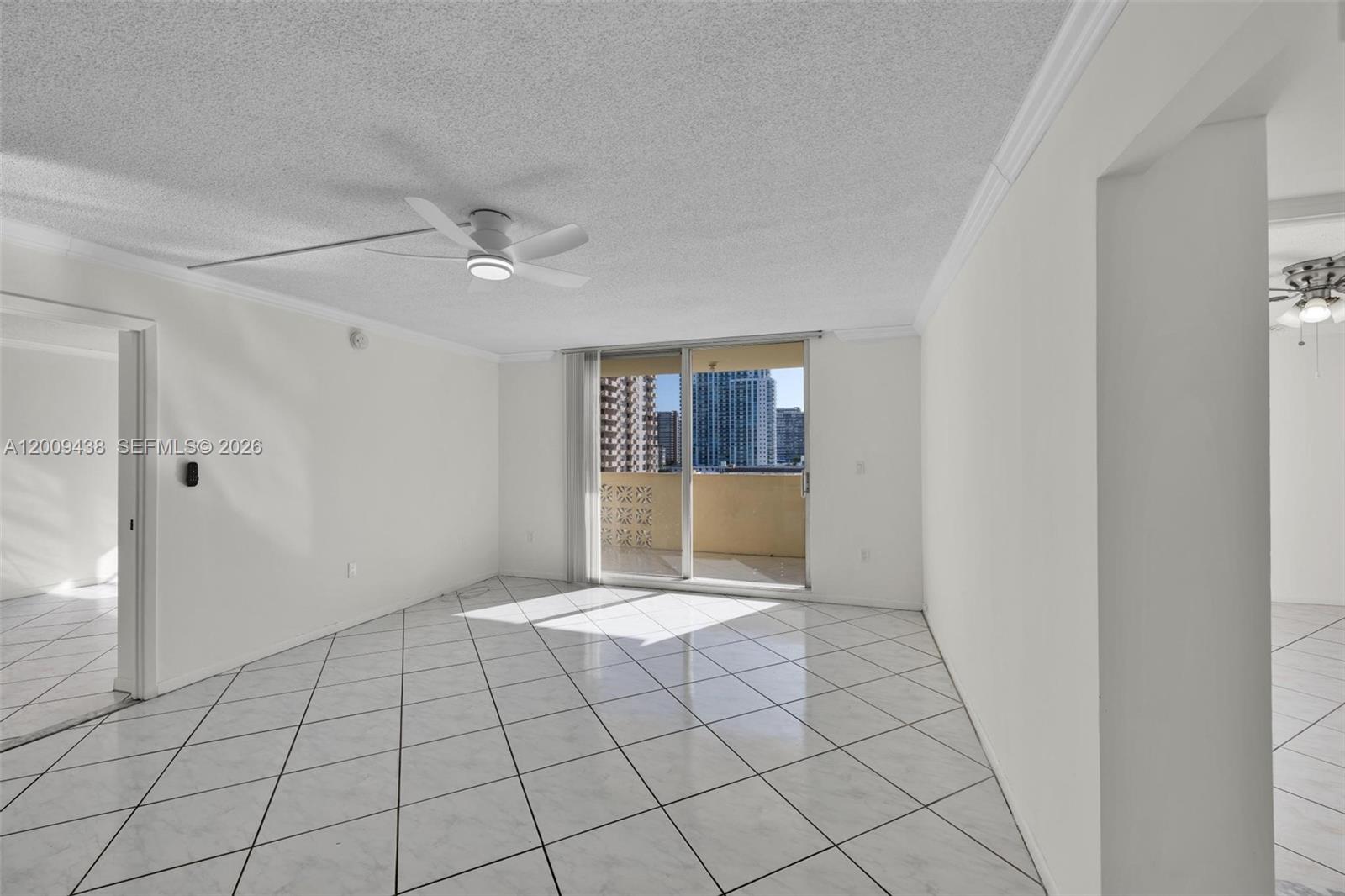 PLAZA TOWERS NORTH CONDO - Residential