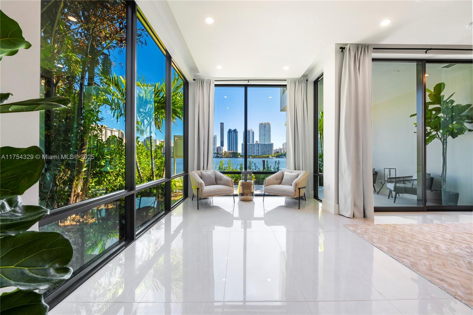 EASTERN SHORES - Residential
