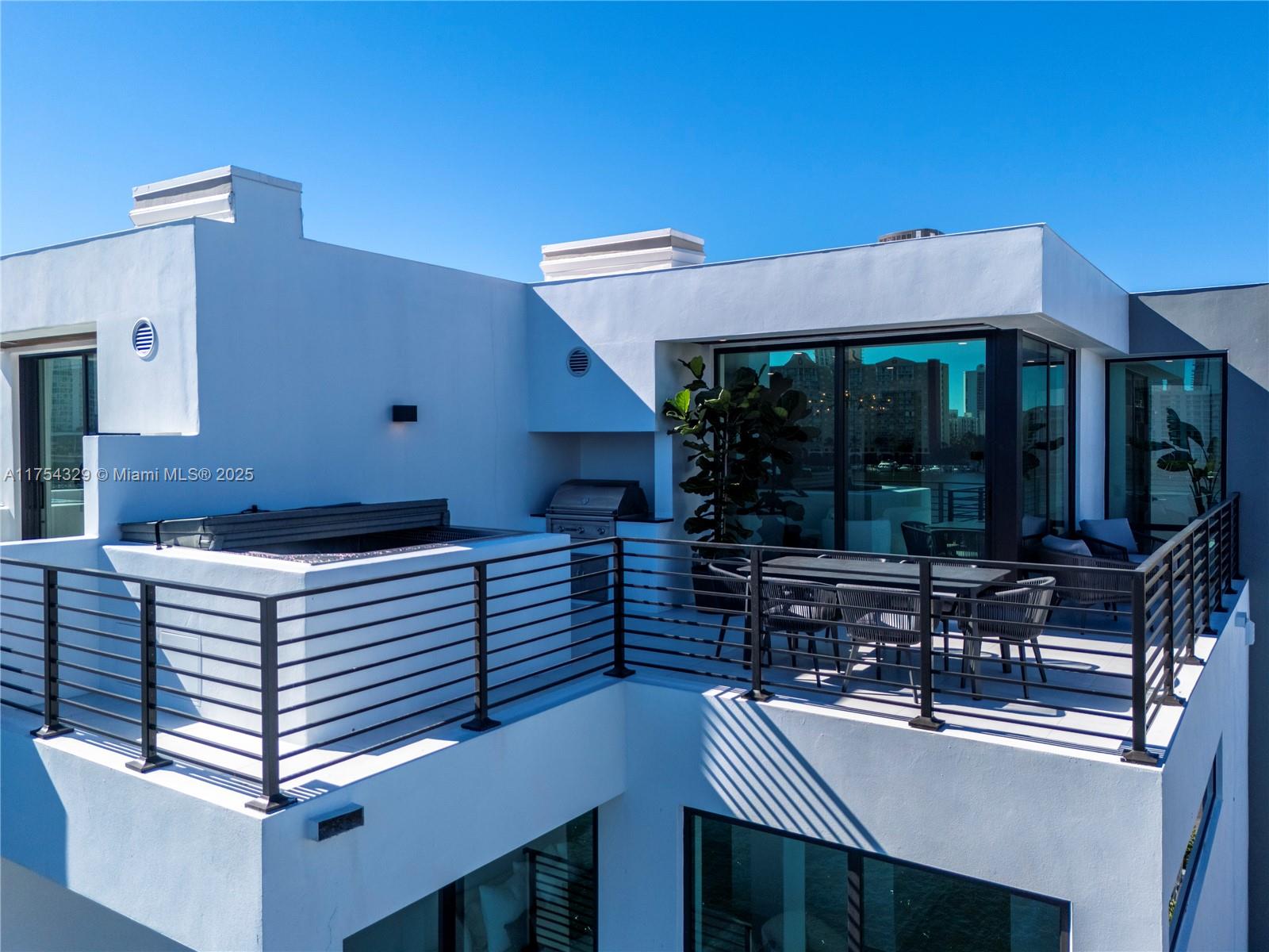 EASTERN SHORES - Residential