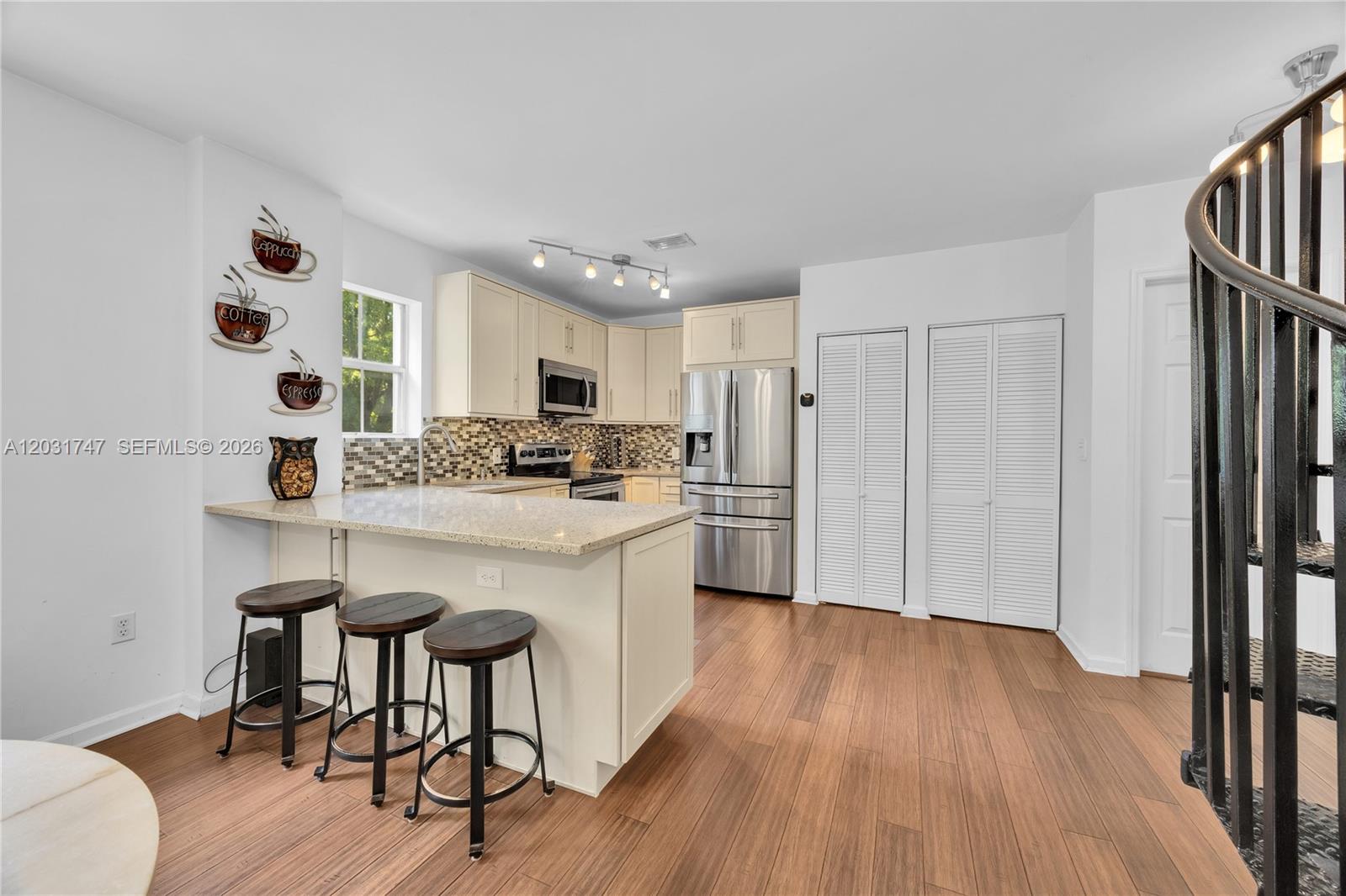 MARBELLA VILLAS CONDO - Residential