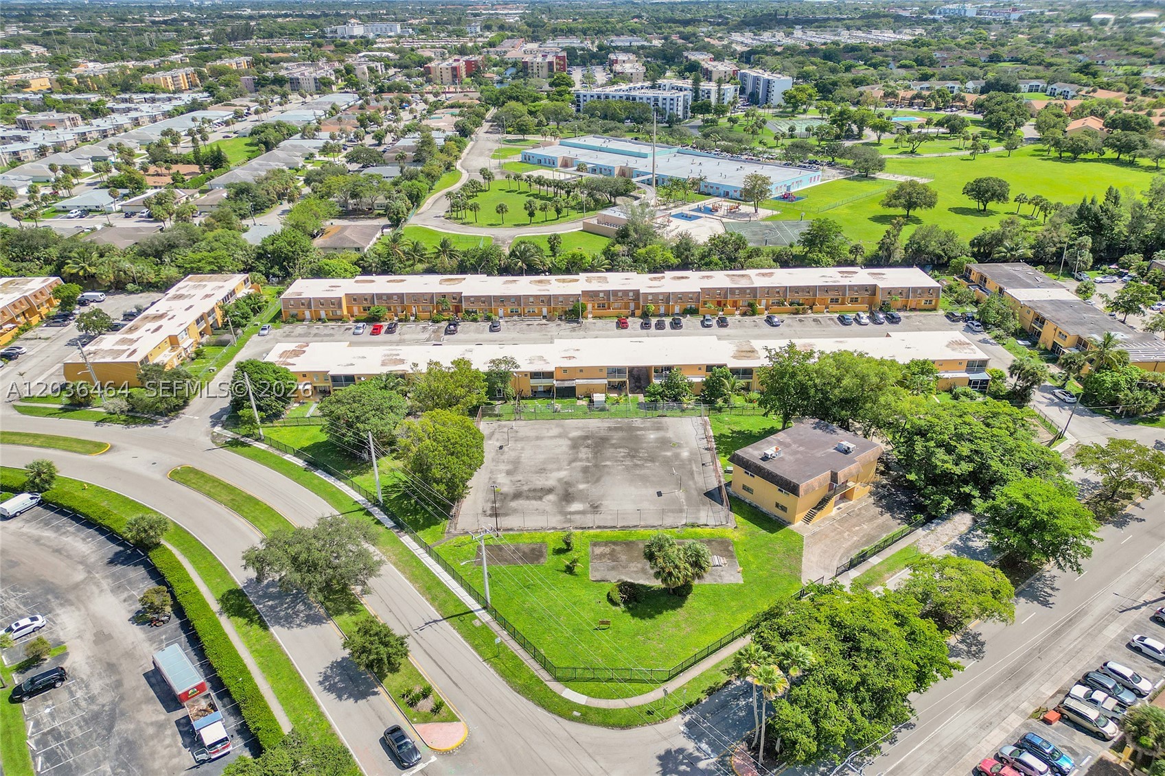 SUNRISE TOWNE 1 - Land