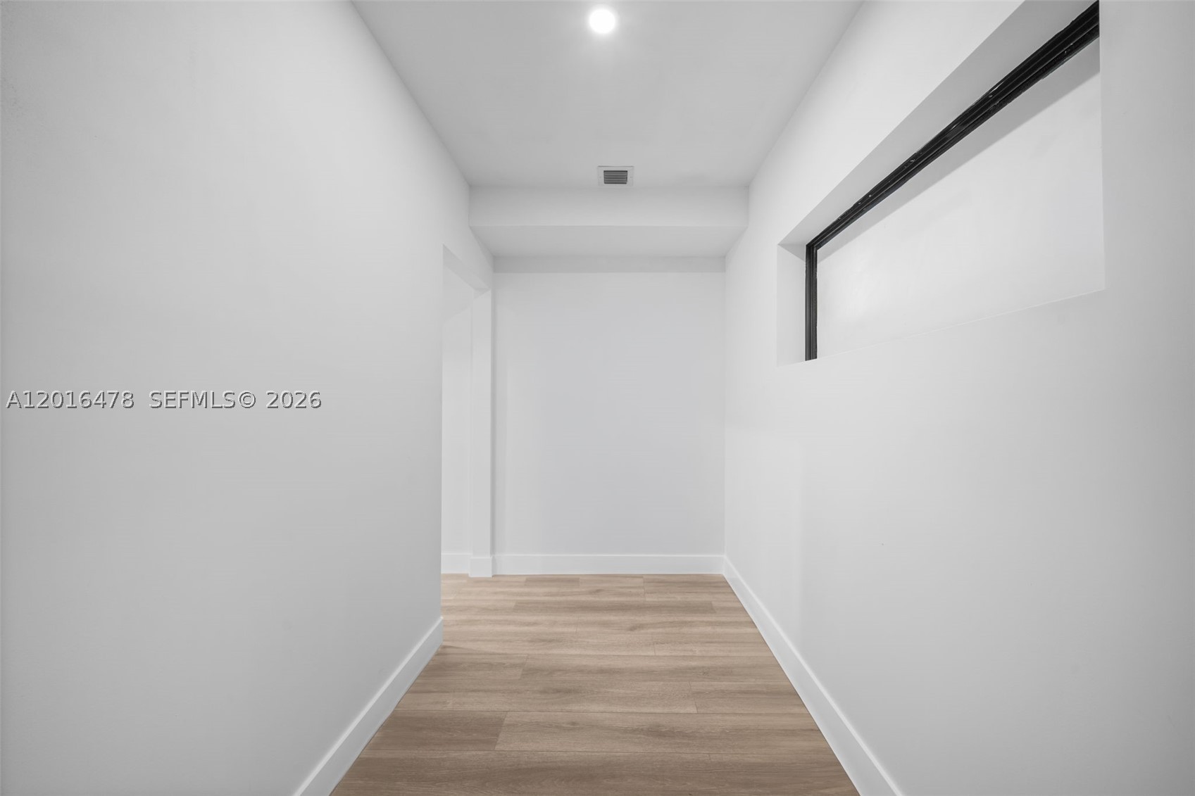 CRESTWOOD - Residential
