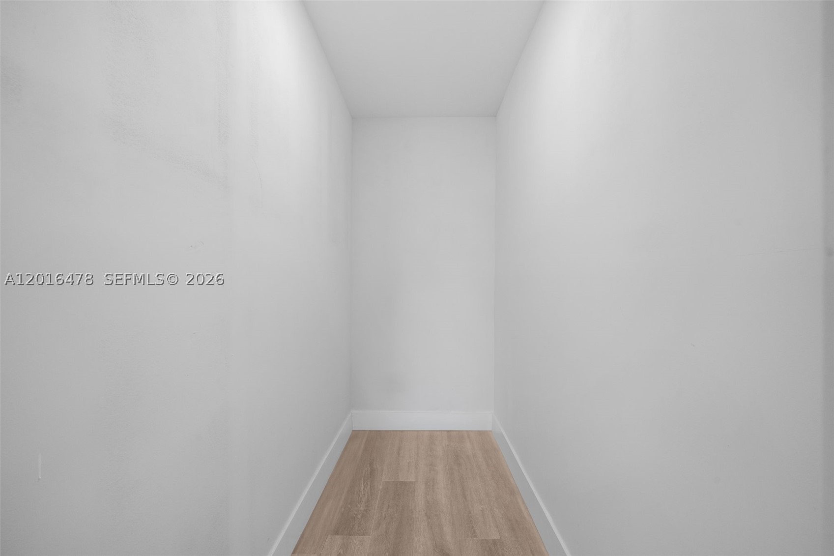 CRESTWOOD - Residential