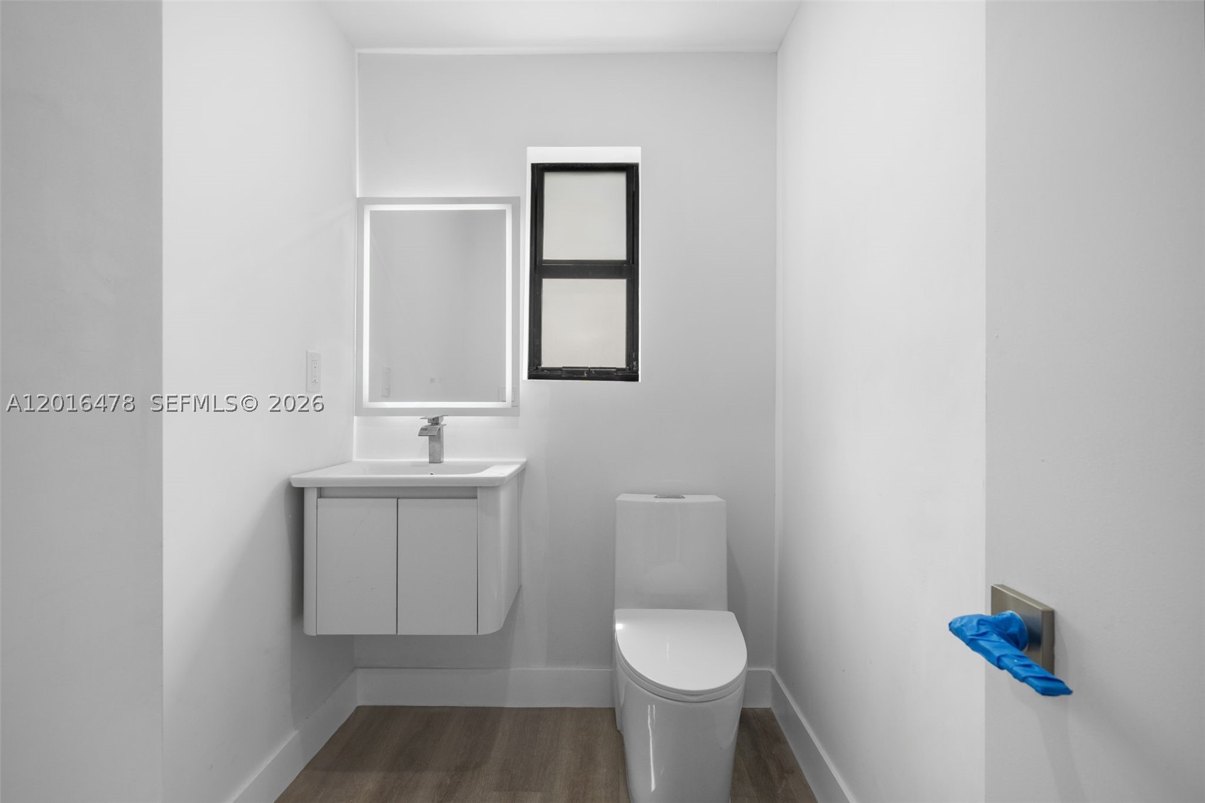 CRESTWOOD - Residential