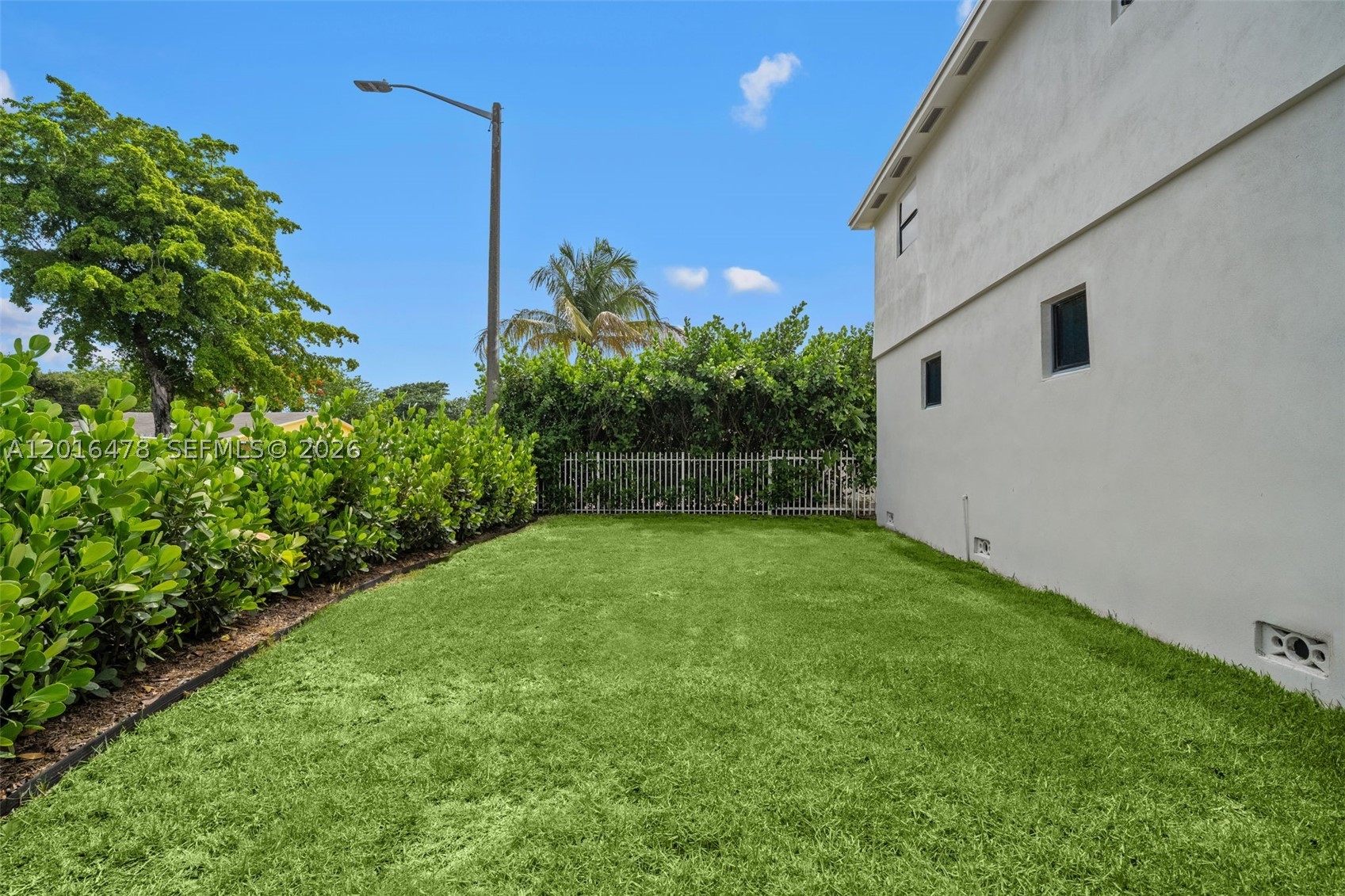 CRESTWOOD - Residential