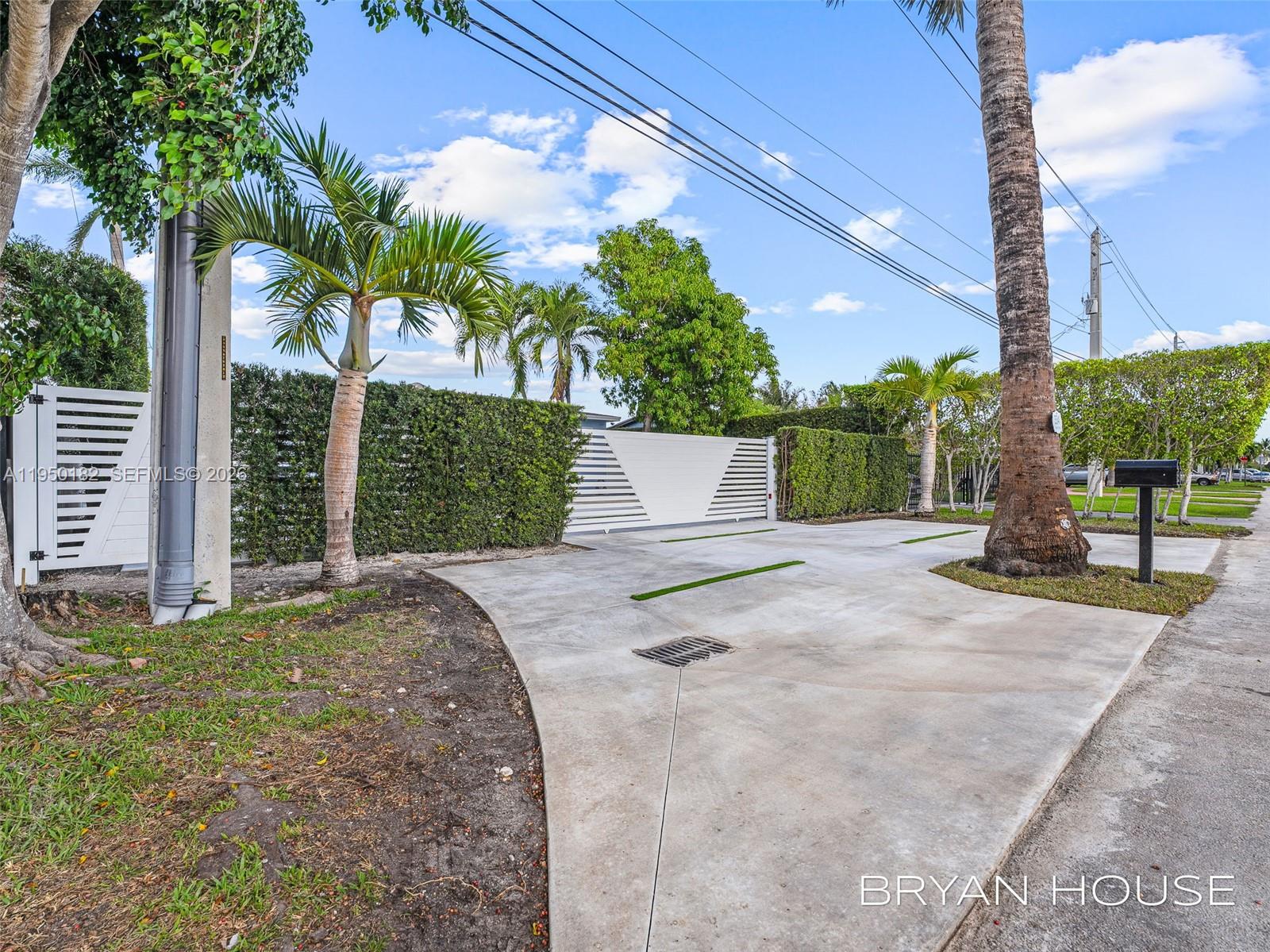 GRAPELAND HGTS - Residential