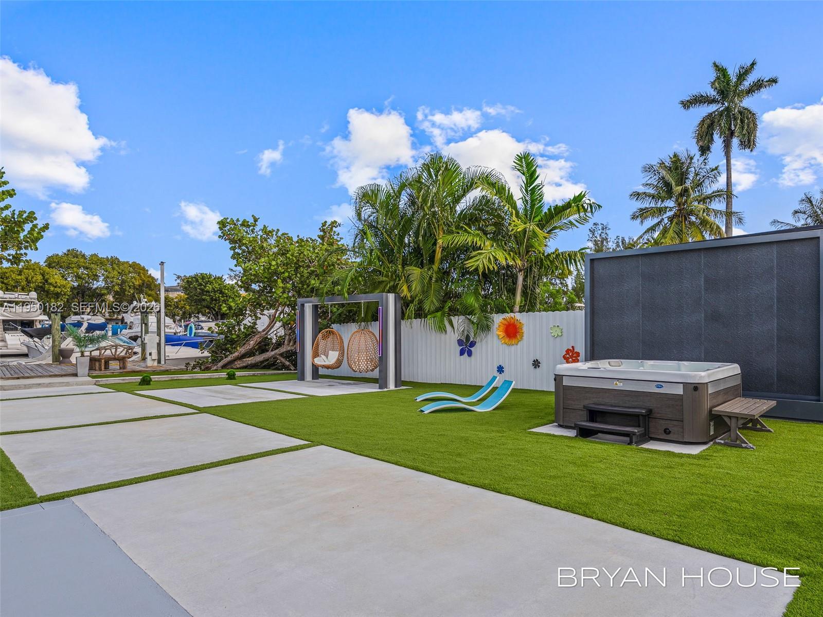 GRAPELAND HGTS - Residential