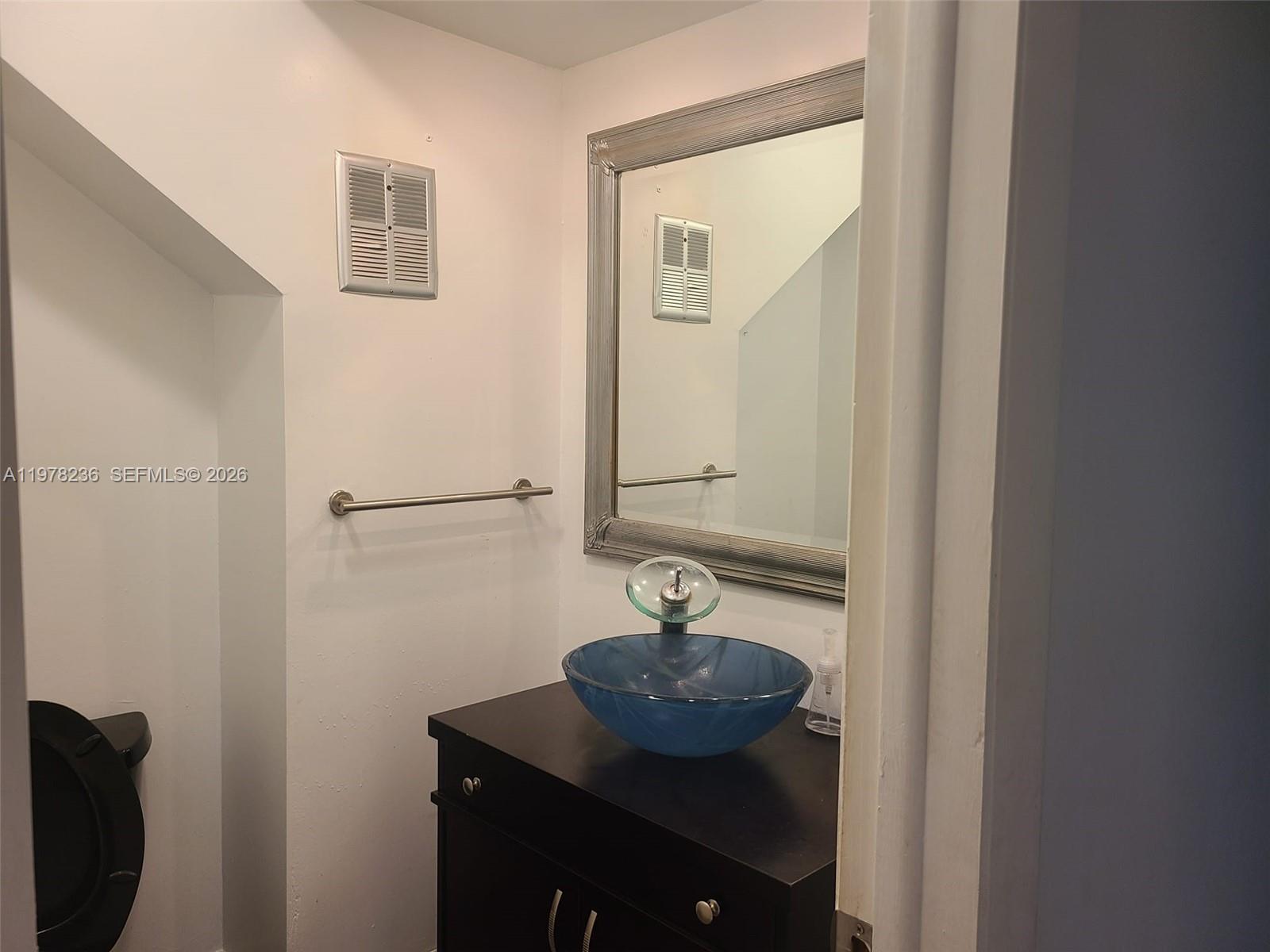 VALENCIA VILLAGE CONDO PH - Residential