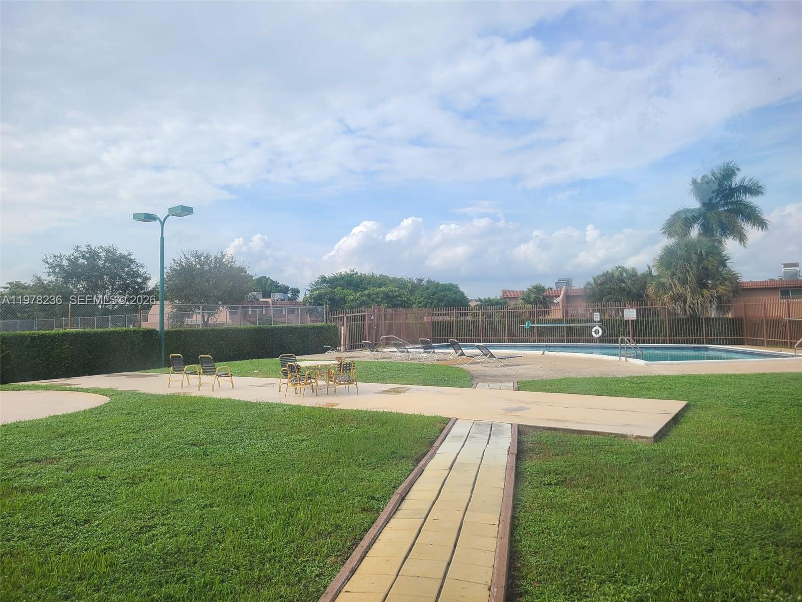 VALENCIA VILLAGE CONDO PH - Residential