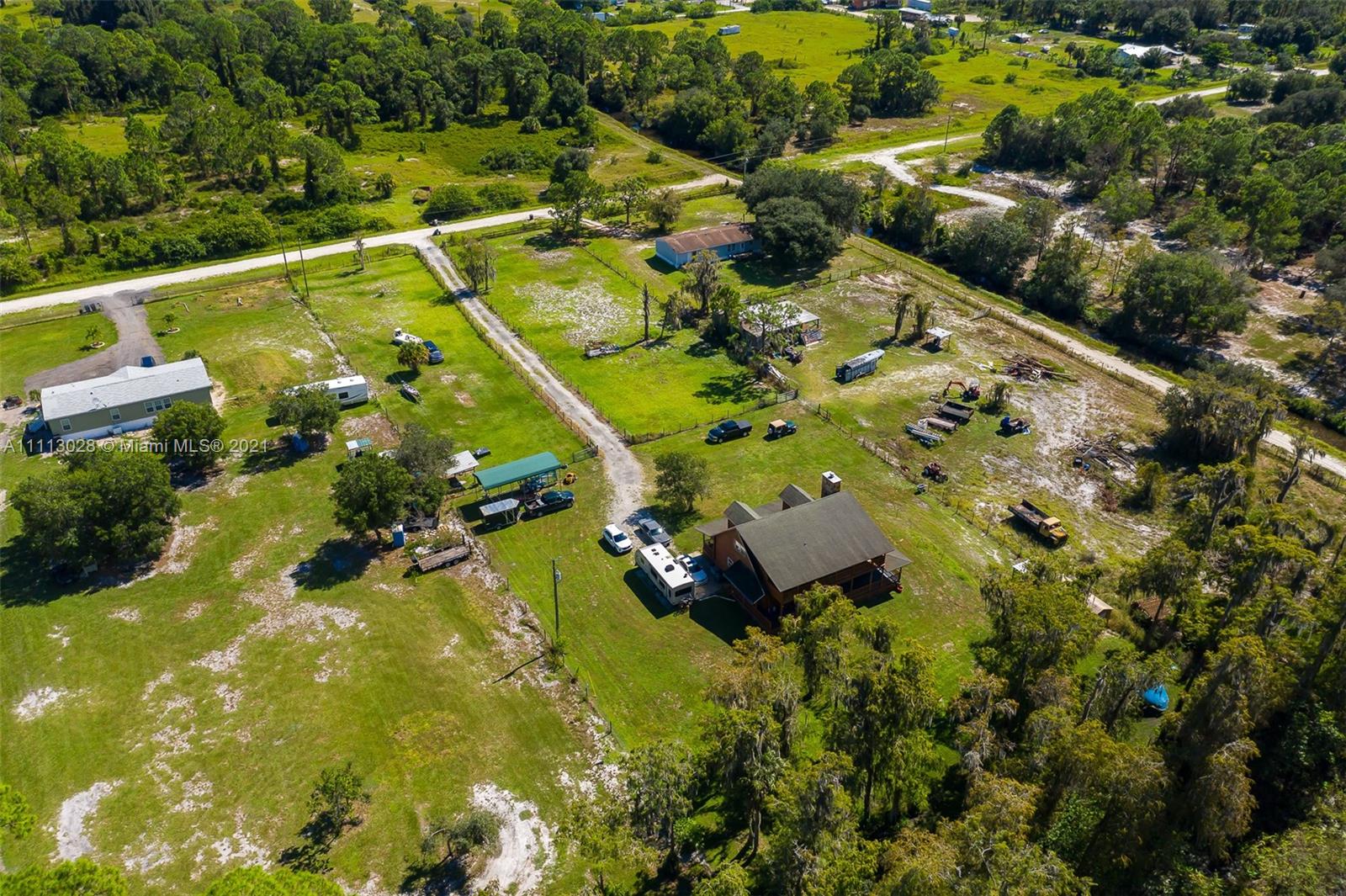 MONTURA RANCHES ESTATES - Residential