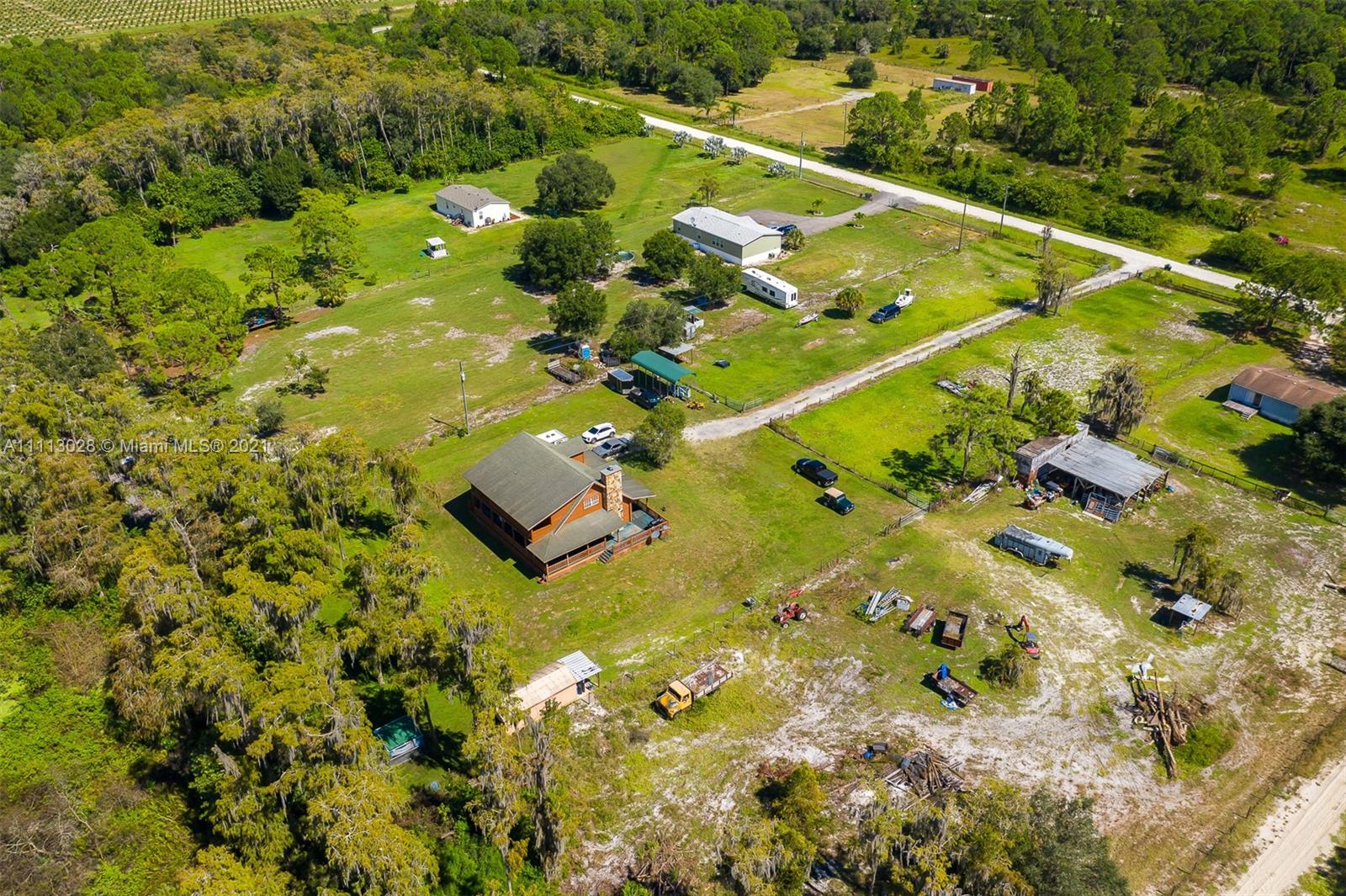 MONTURA RANCHES ESTATES - Residential