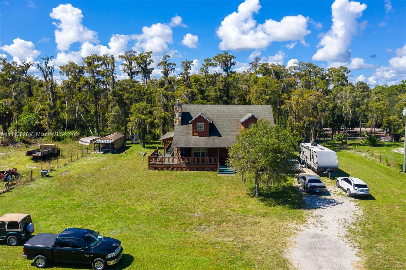 MONTURA RANCHES ESTATES - Residential