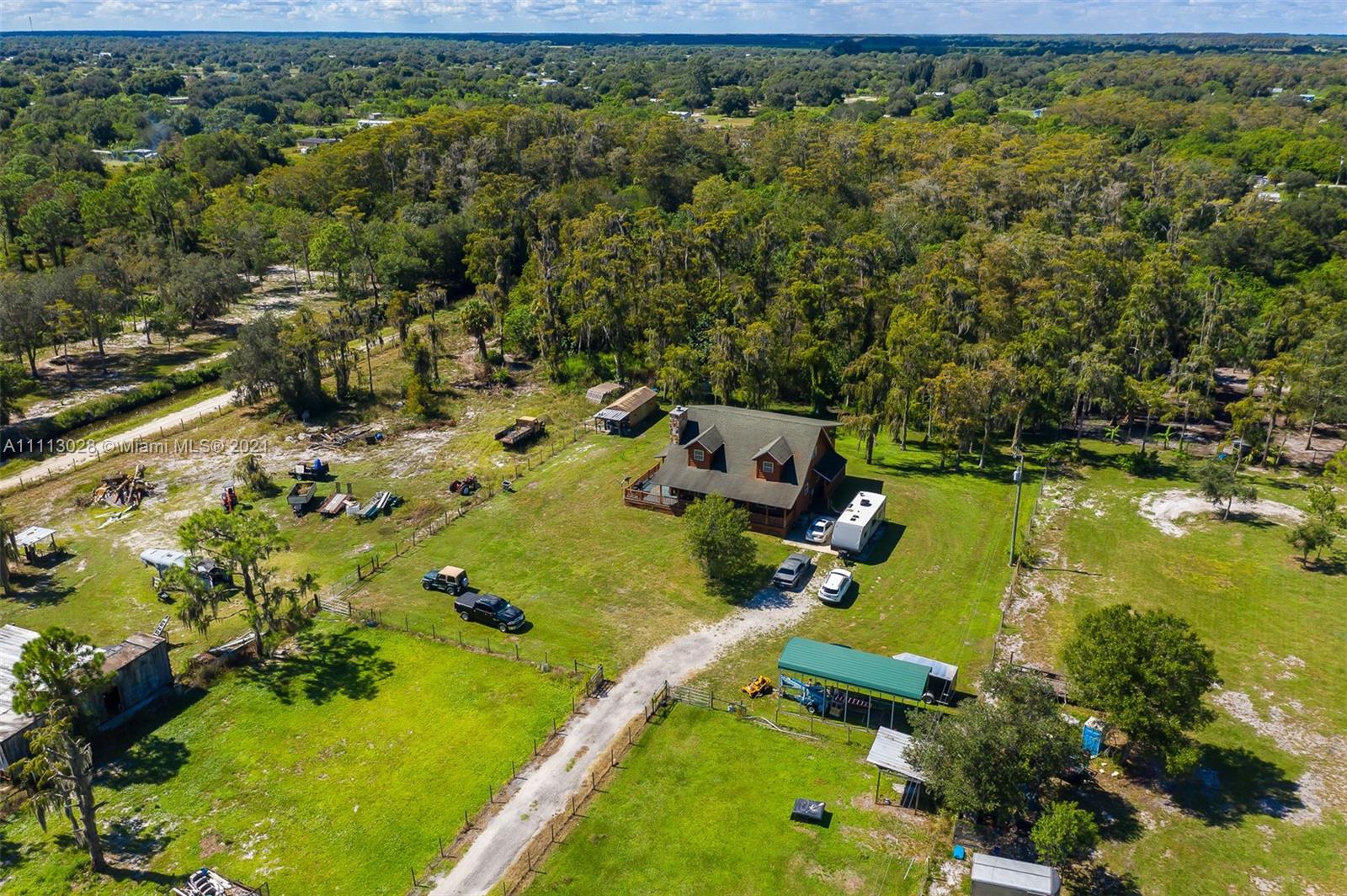 MONTURA RANCHES ESTATES - Residential