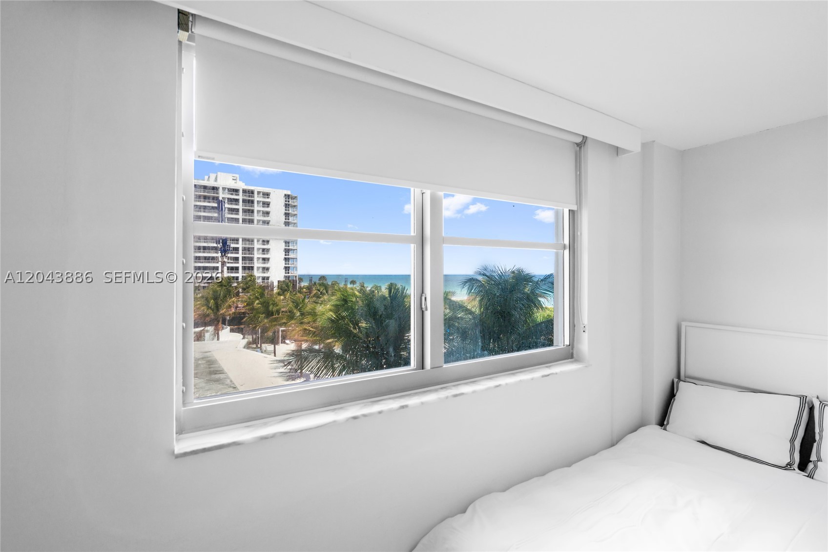 MANATEE CONDO - Residential