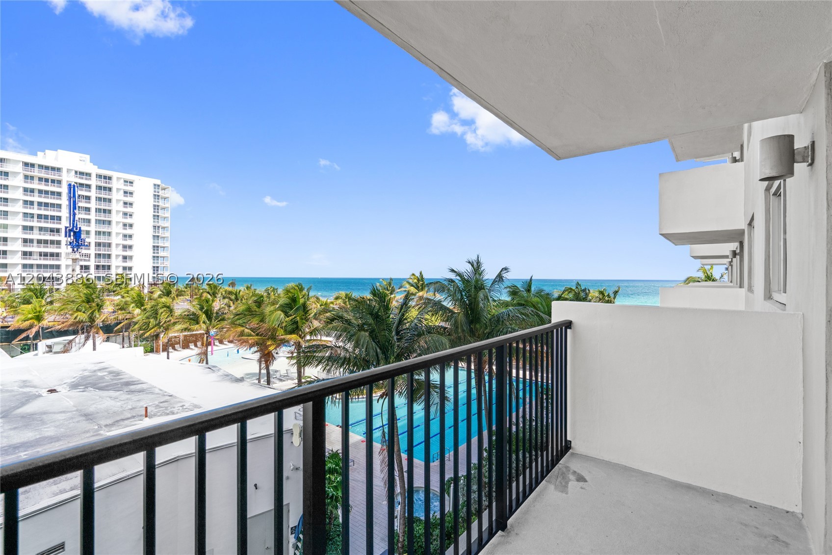 MANATEE CONDO - Residential