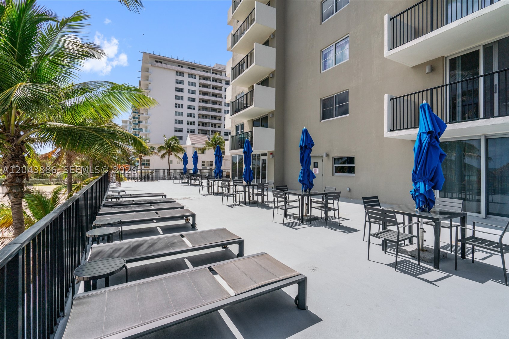 MANATEE CONDO - Residential