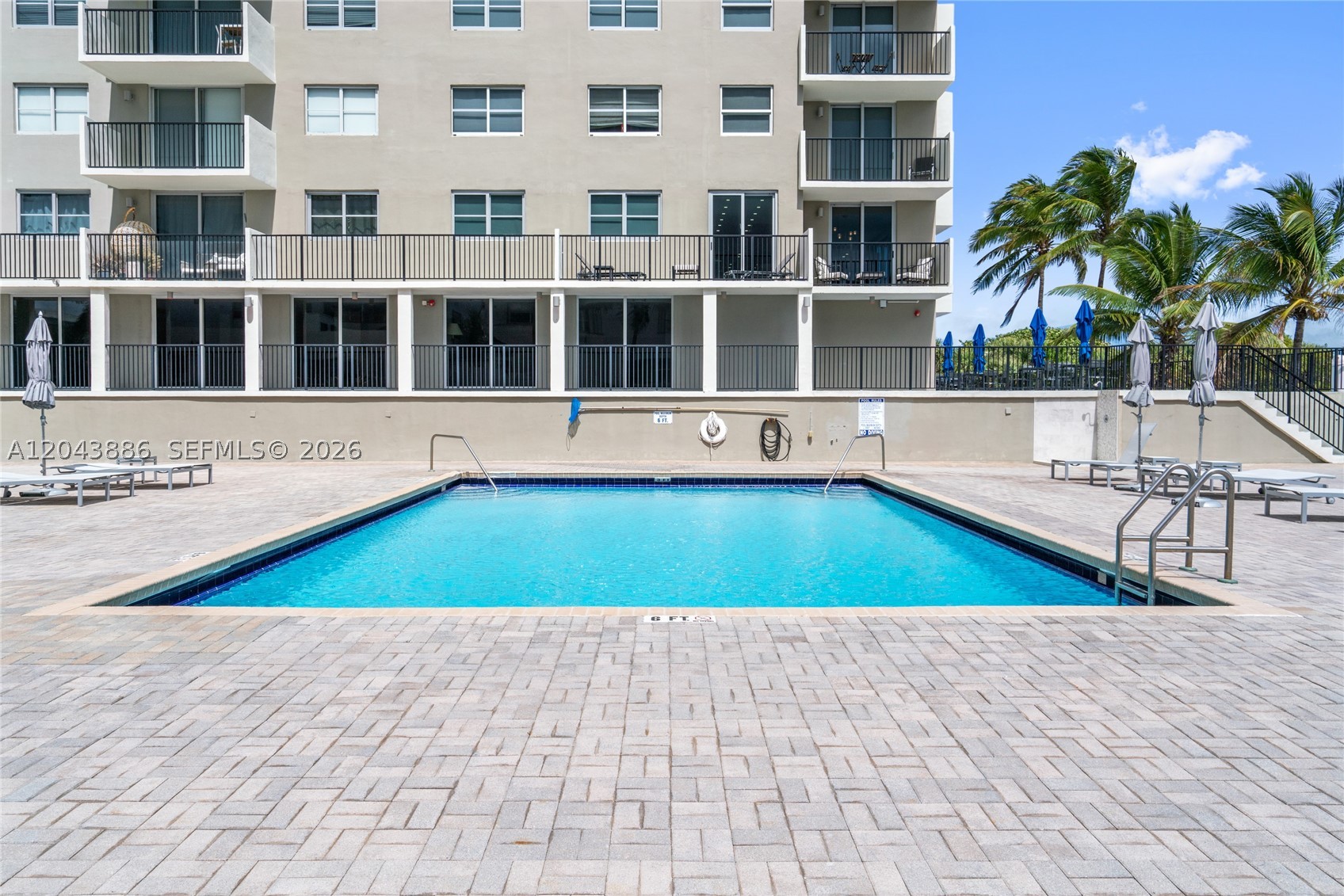MANATEE CONDO - Residential