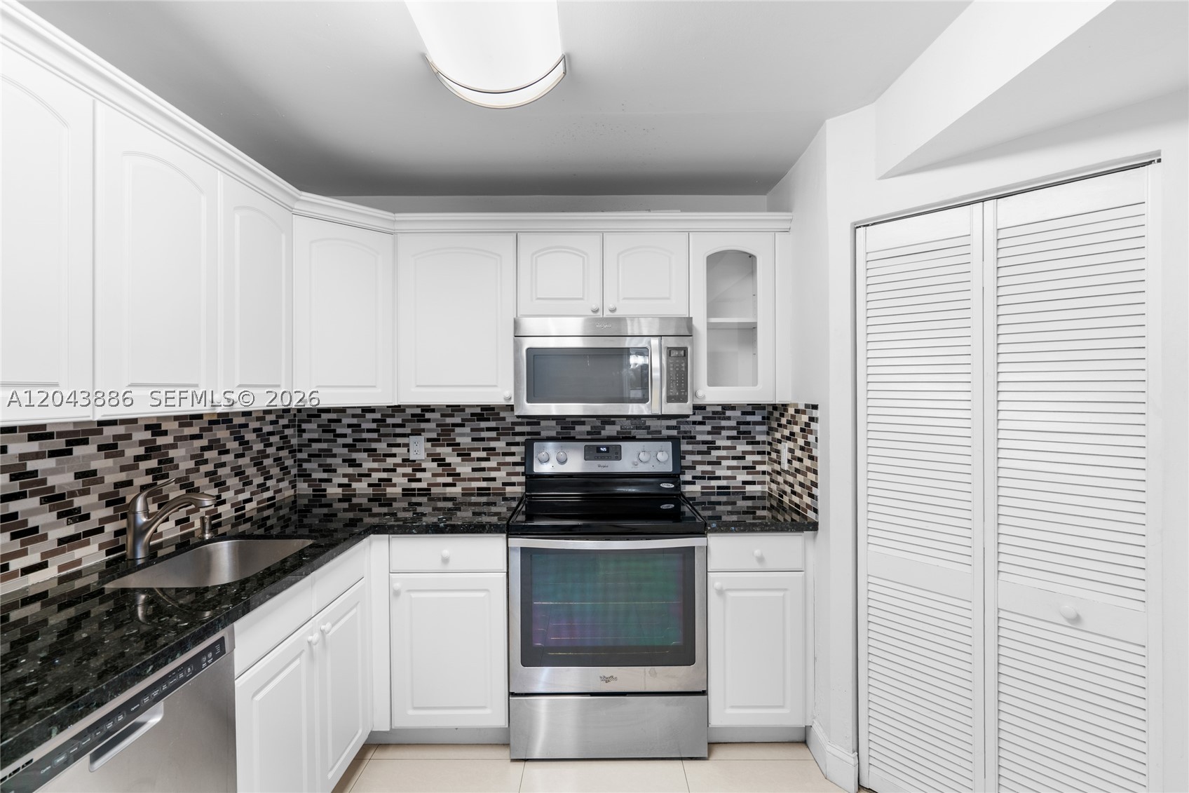 MANATEE CONDO - Residential