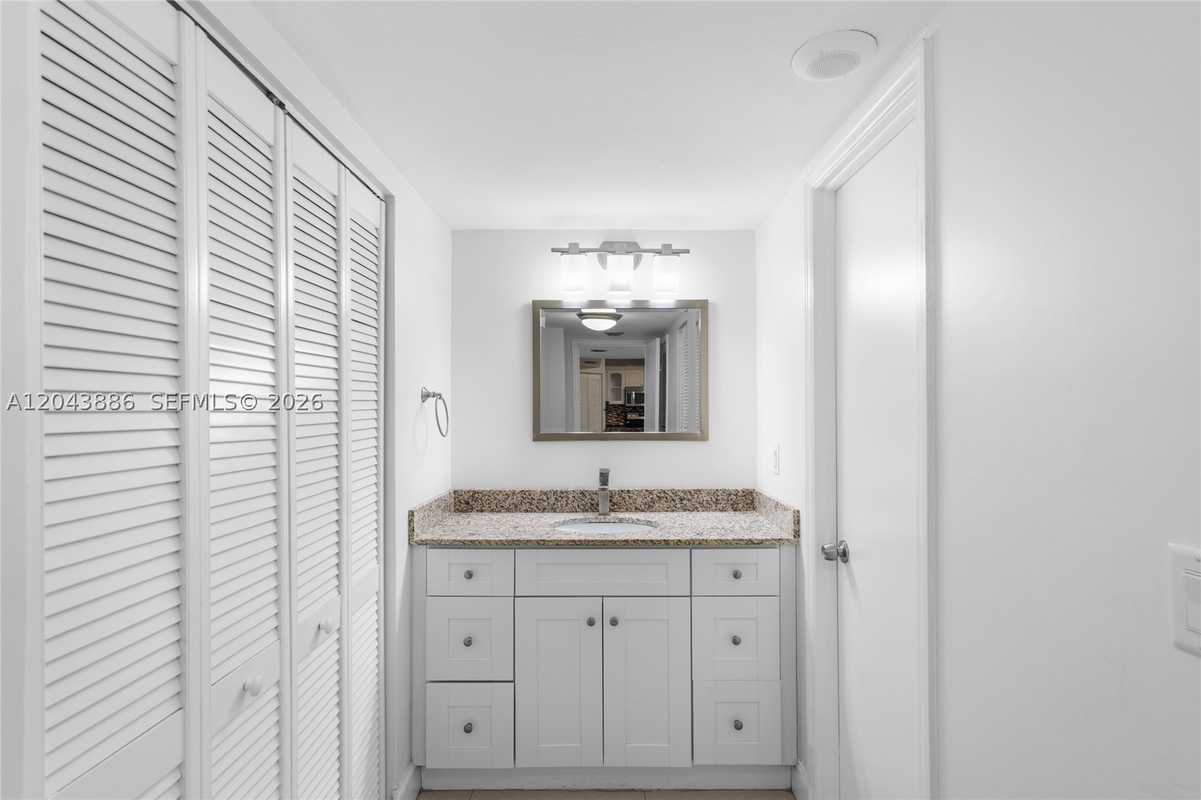 MANATEE CONDO - Residential