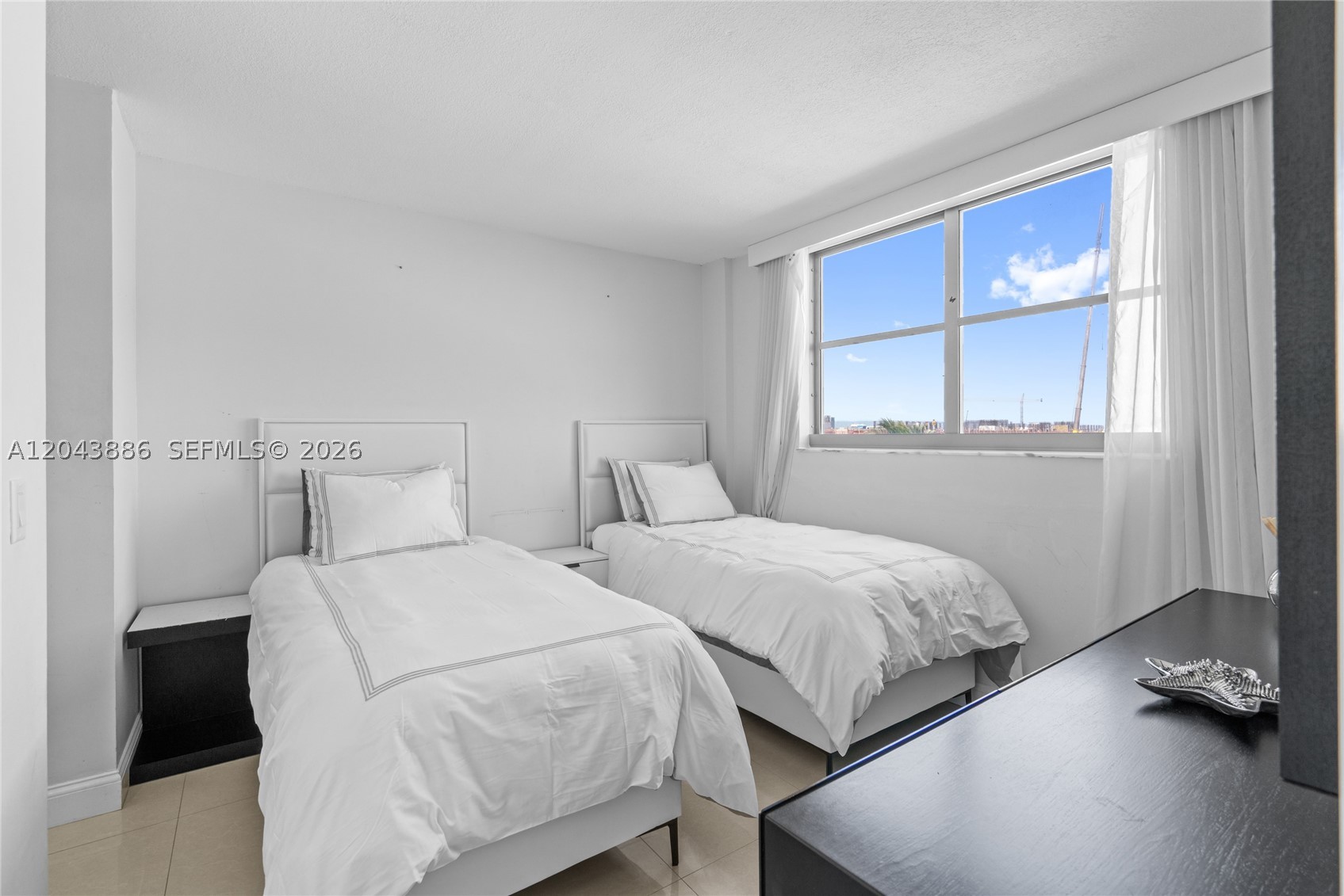 MANATEE CONDO - Residential
