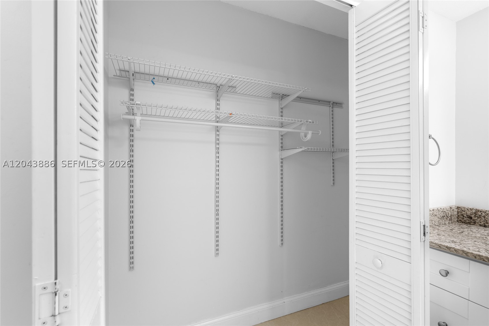 MANATEE CONDO - Residential
