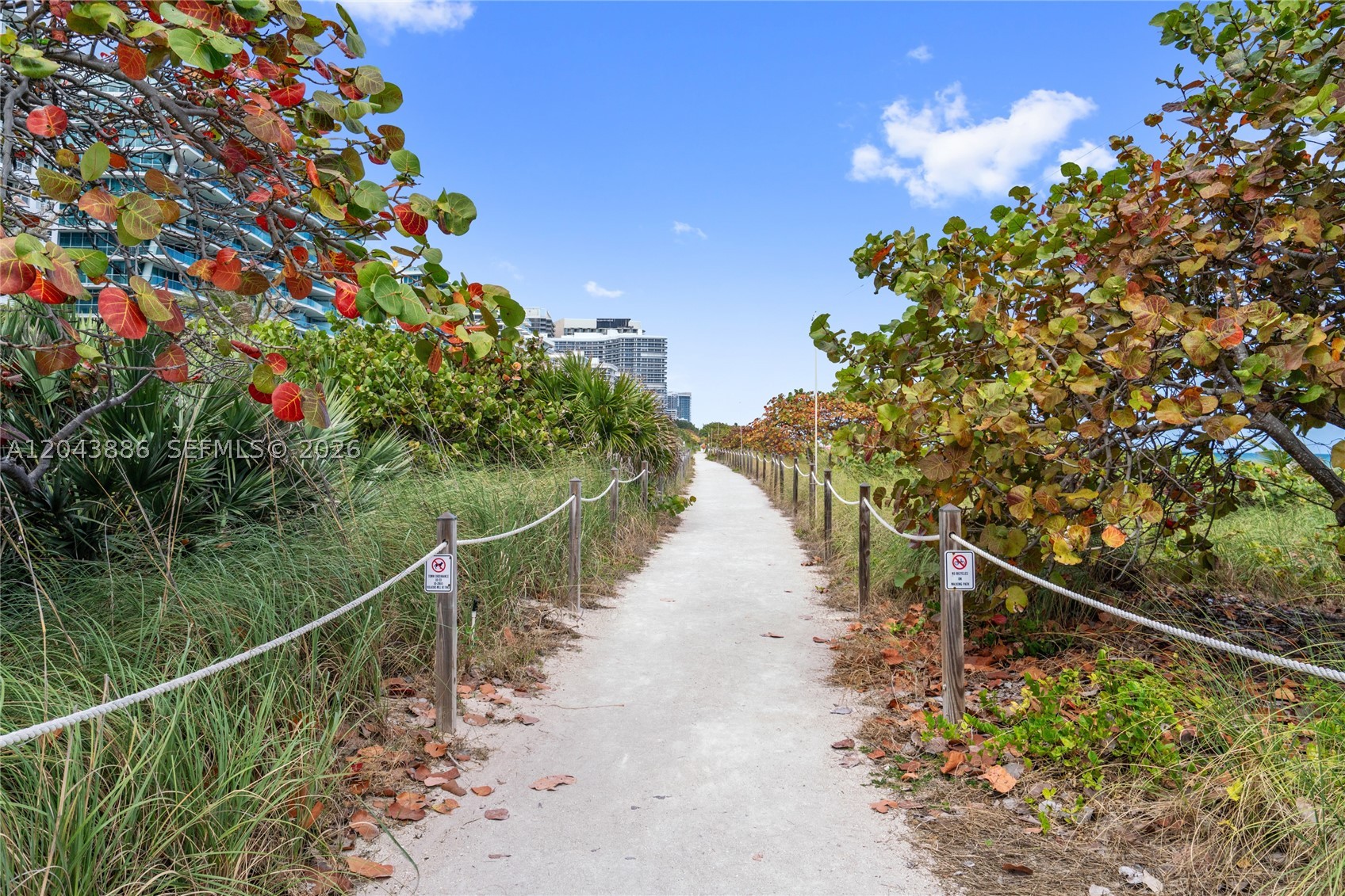 MANATEE CONDO - Residential