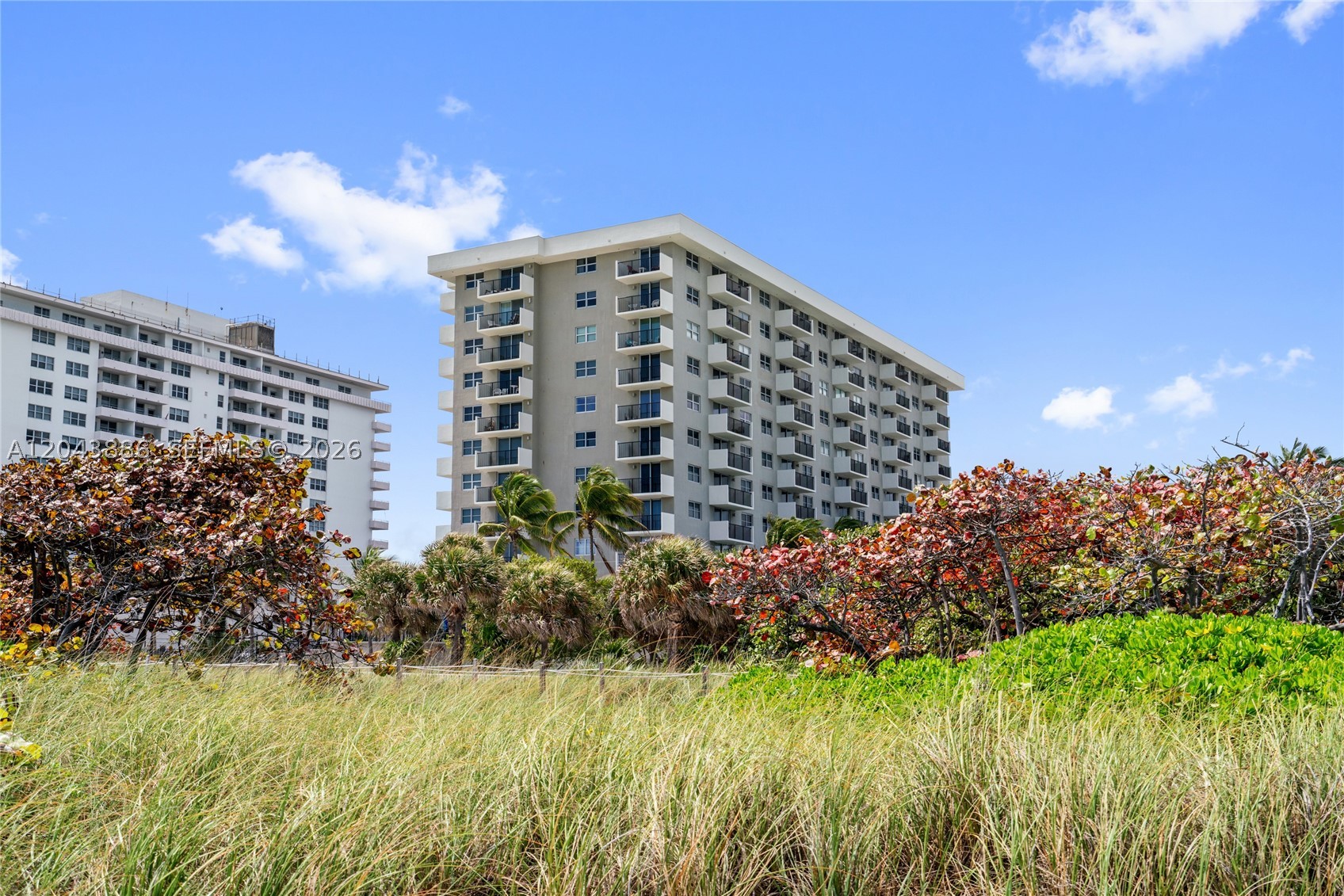 MANATEE CONDO - Residential