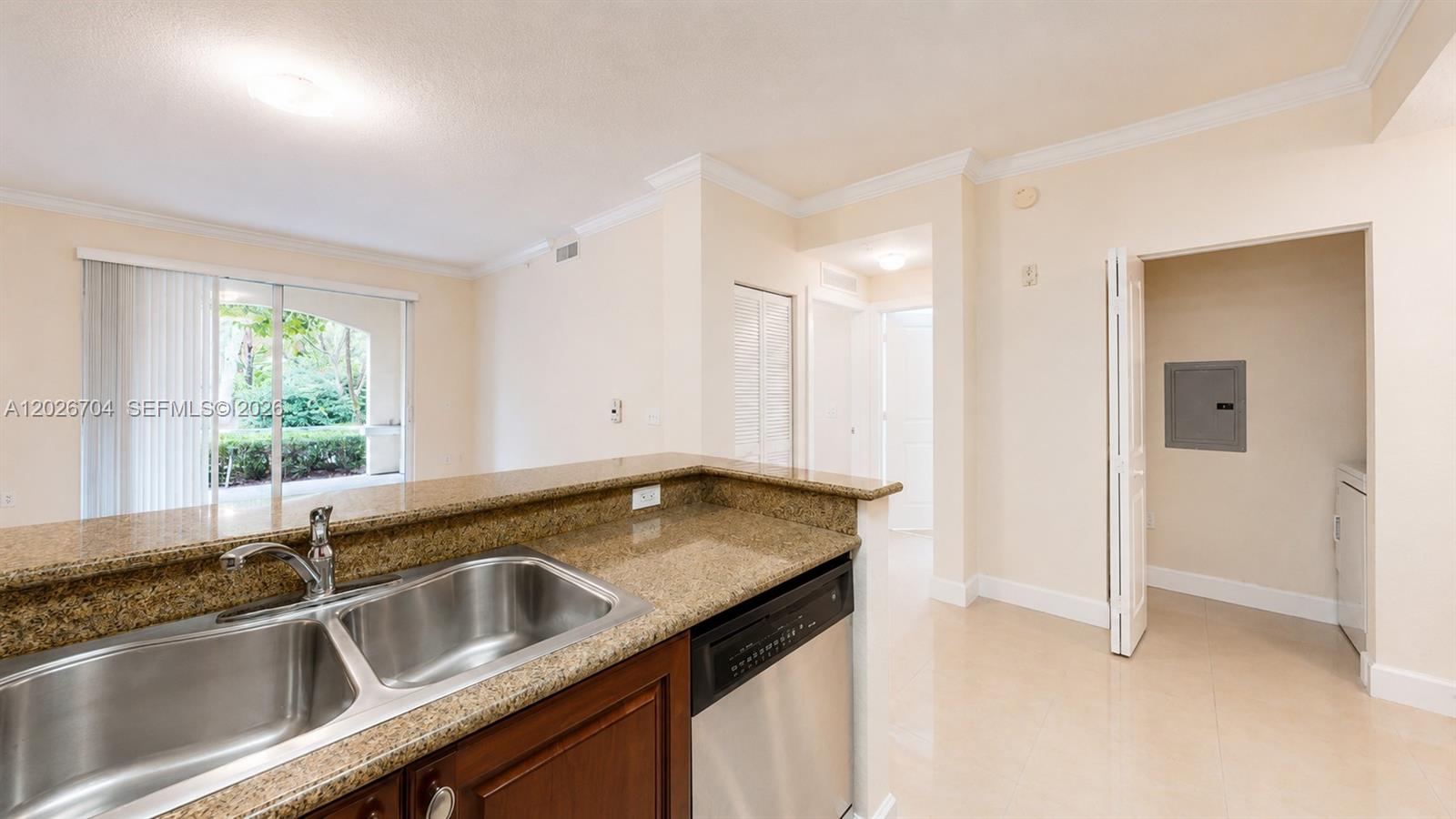 SAN RAPHAEL CONDO - Residential