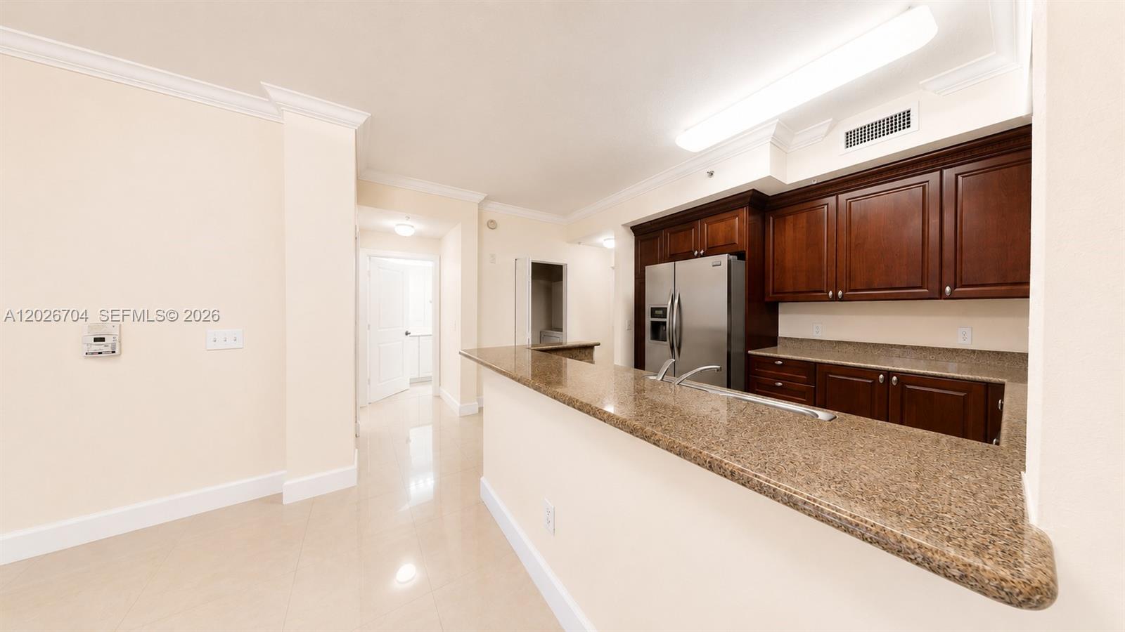 SAN RAPHAEL CONDO - Residential