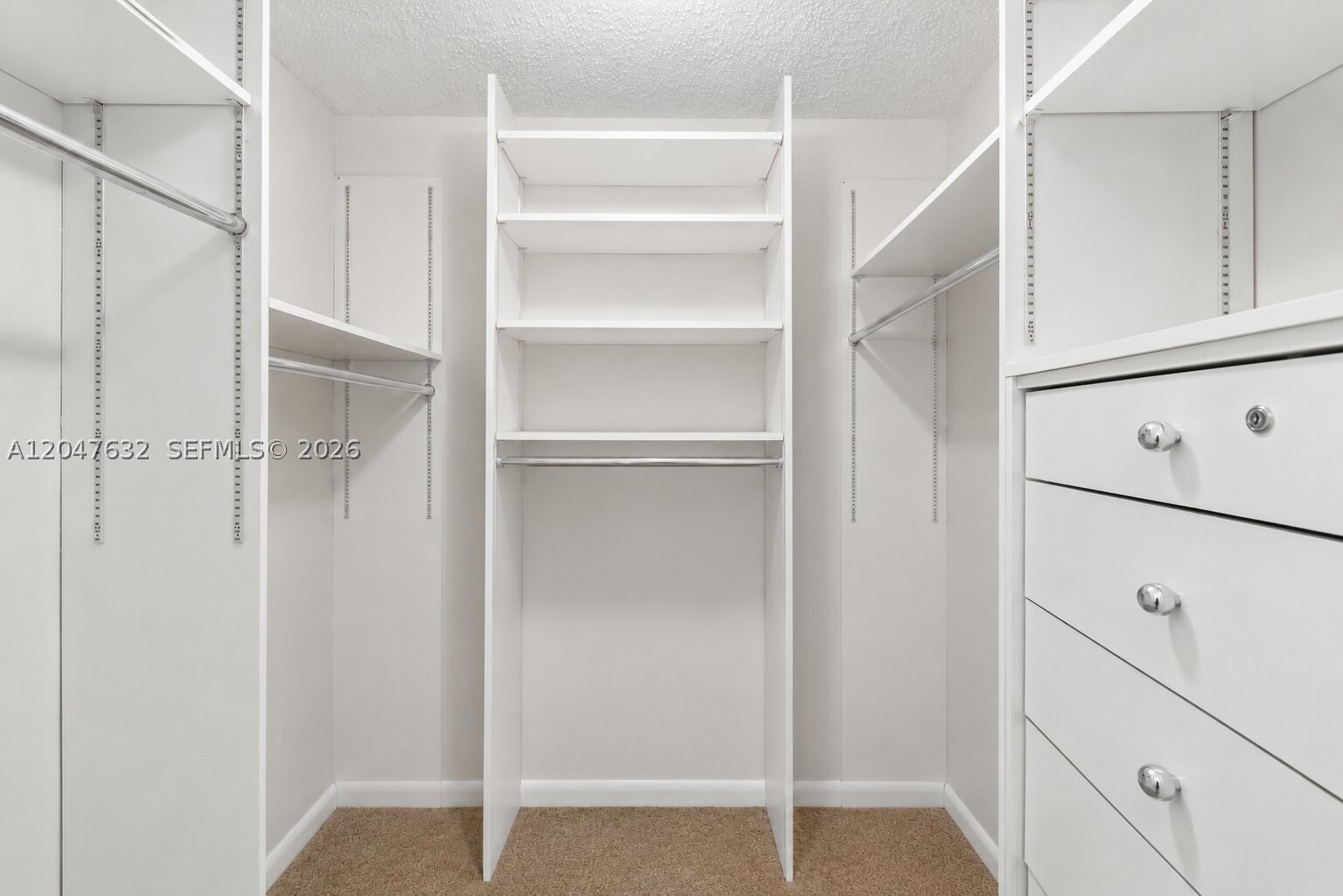 MASSADA CONDO - Residential