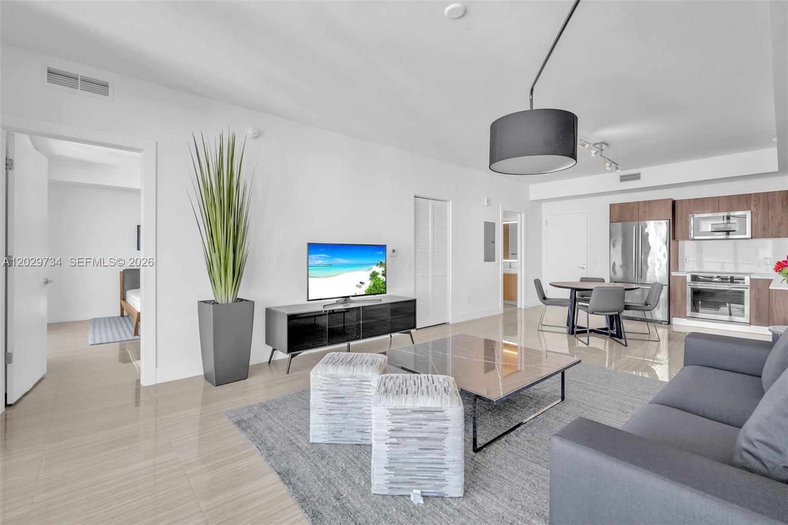 AVENTURA PARKSQUARE RESID - Residential Lease